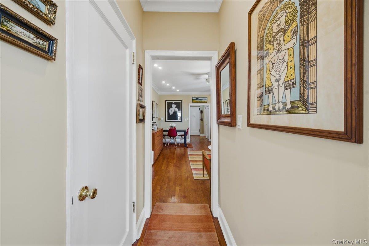 #8 photo, 4784 Boston Post Road, Pelham , NY 10803