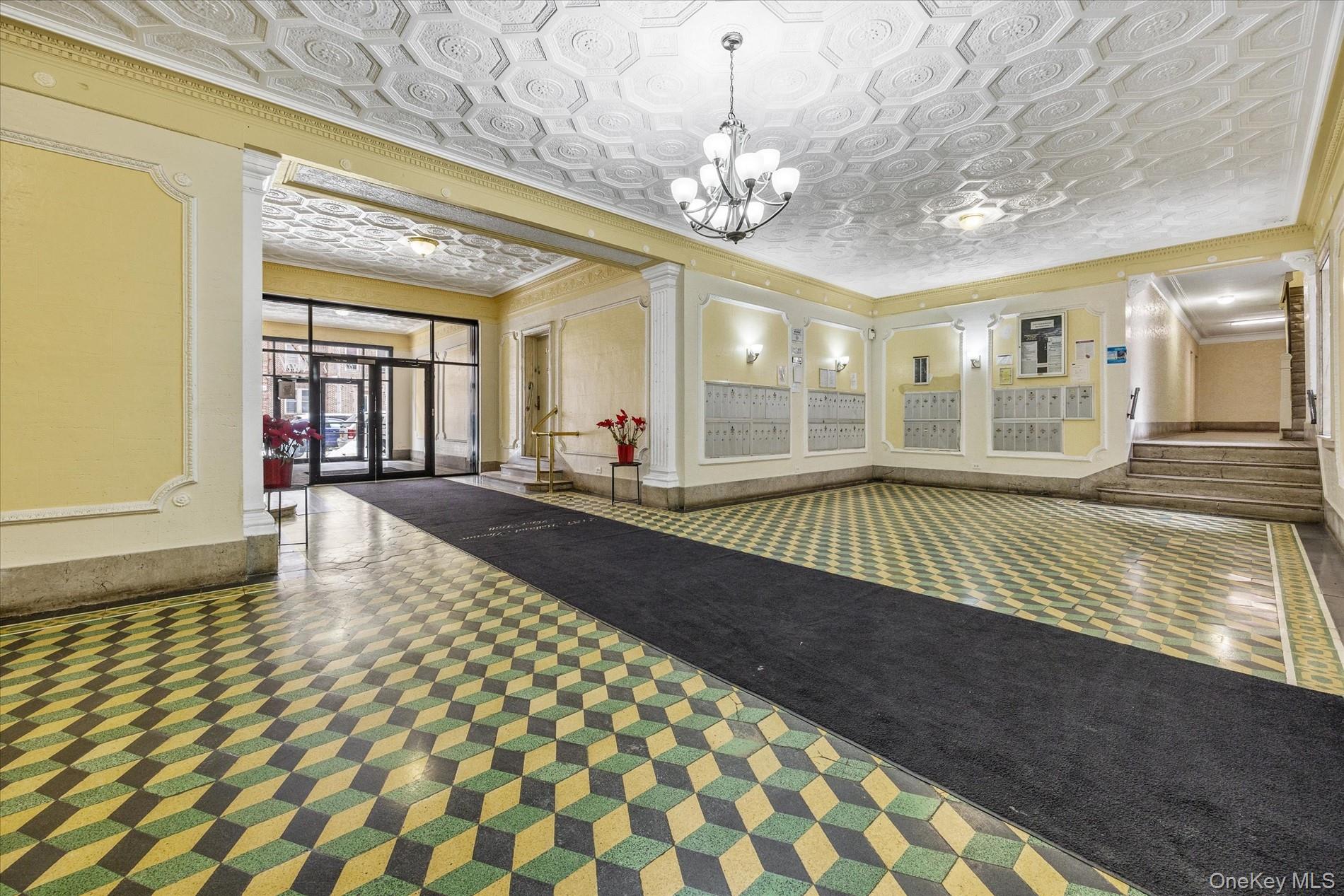 #2 photo, 2187 Holland Avenue, Bronx , NY 10462