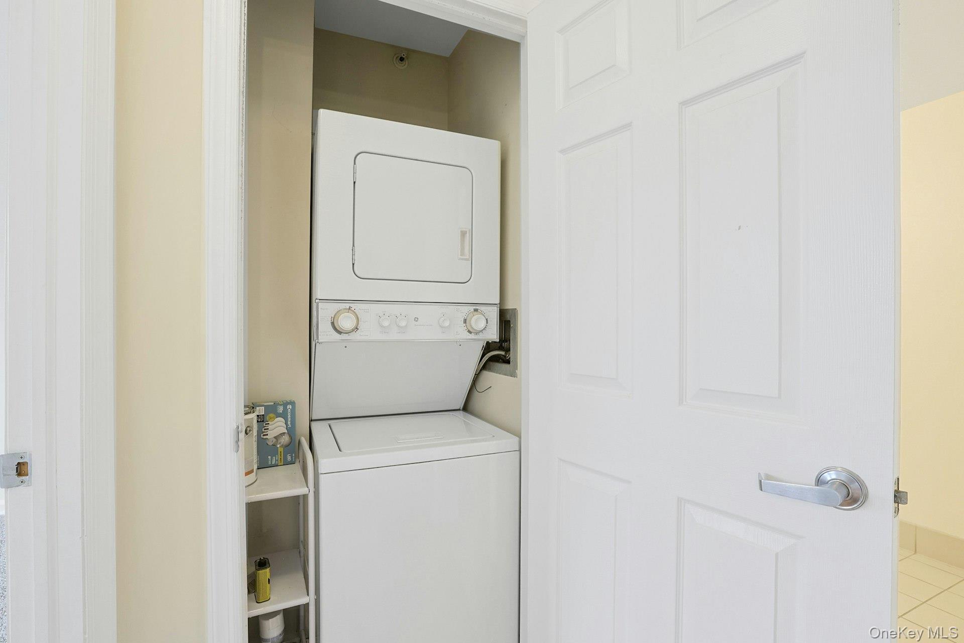 #17 photo, 31 Greenridge Avenue, White Plains , NY 10605