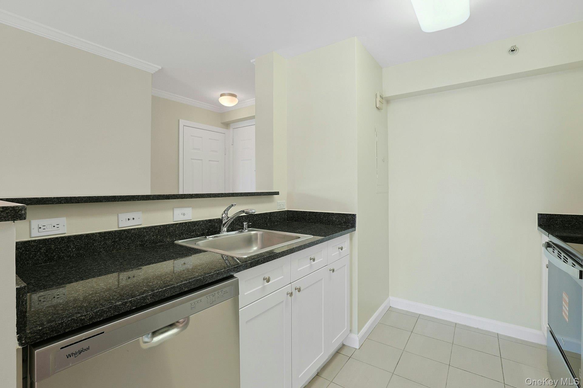 #5 photo, 31 Greenridge Avenue, White Plains , NY 10605