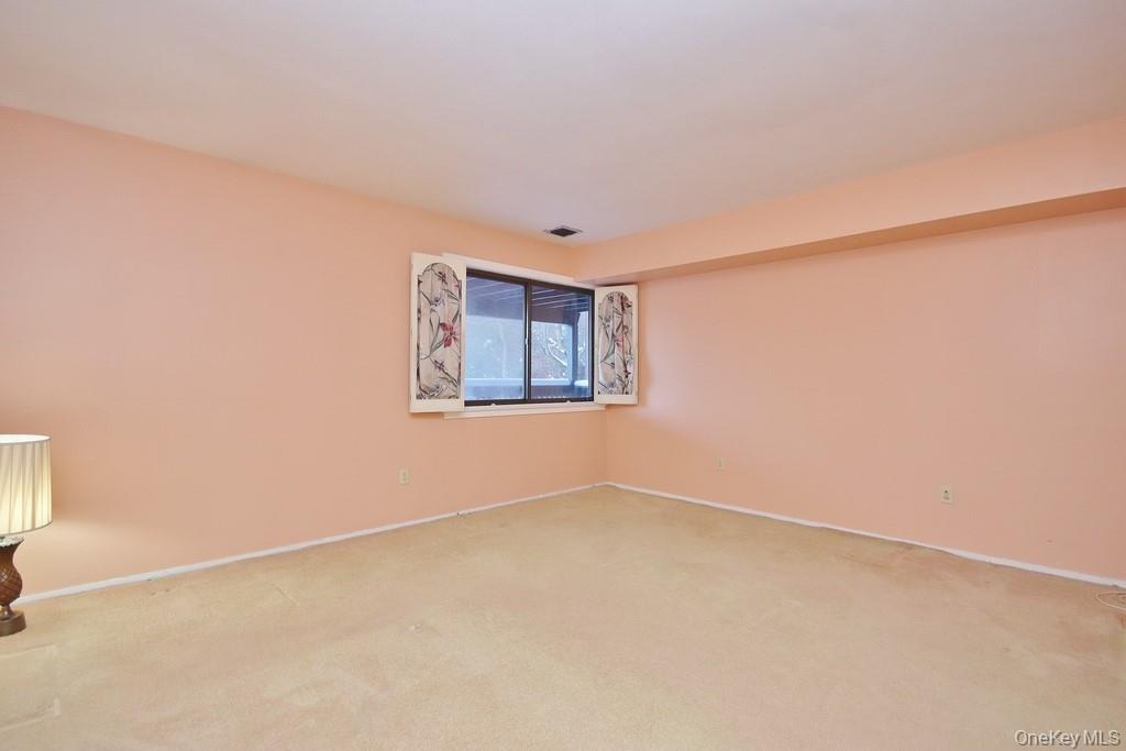 #15 photo, 383 Martling Avenue, Tarrytown , NY 10591