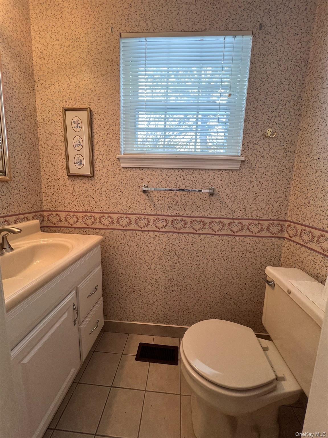 #12 photo, 508 Somerset Court, Fishkill , NY 12524