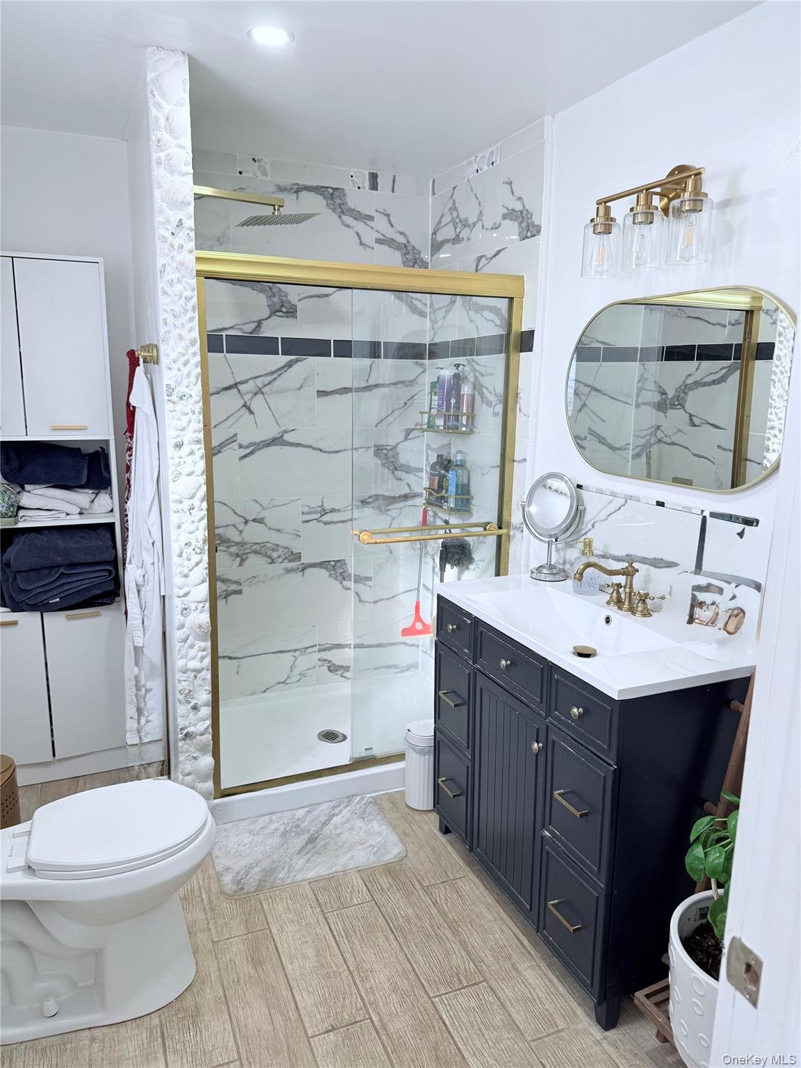 #10 photo, 255 Quincy Avenue, Bronx , NY 10465