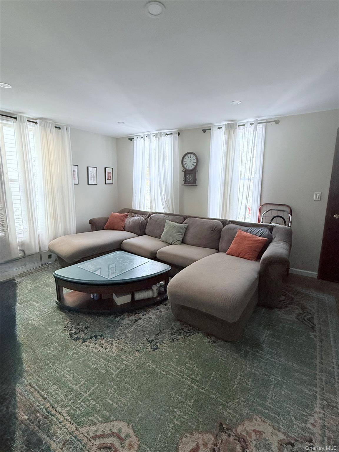 #8 photo, 255 Quincy Avenue, Bronx , NY 10465