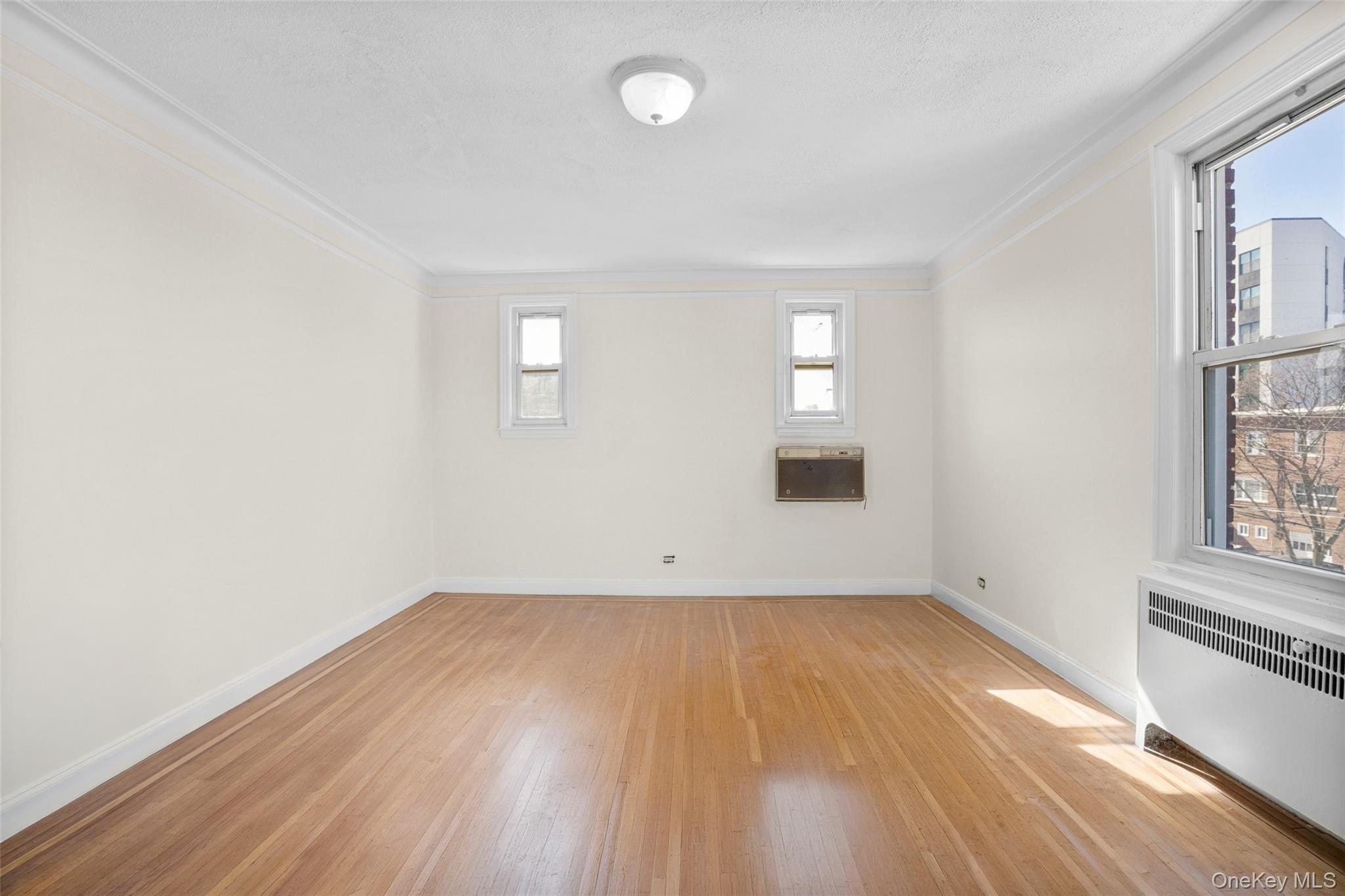 #10 photo, 2736 Colden Avenue, הברונקס Bronx , NY 10469