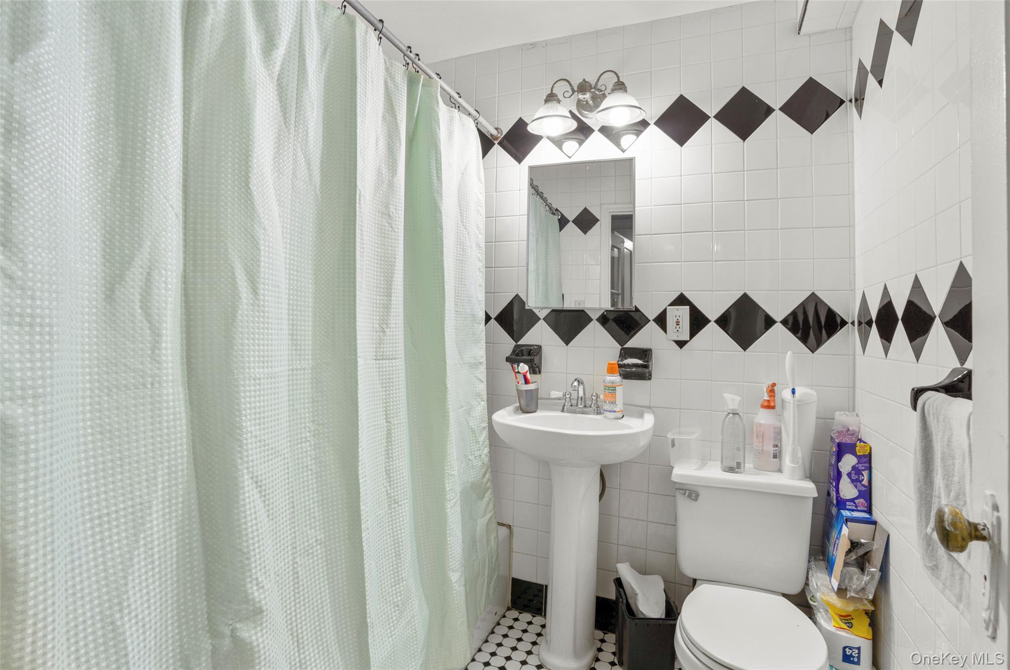 #20 photo, 2736 Colden Avenue, הברונקס Bronx , NY 10469