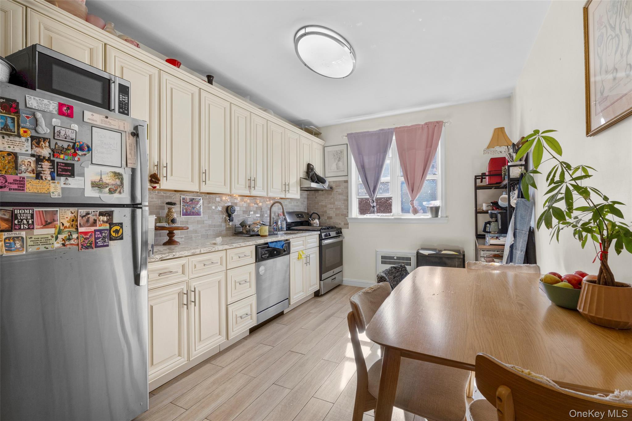 #4 photo, 2736 Colden Avenue, הברונקס Bronx , NY 10469