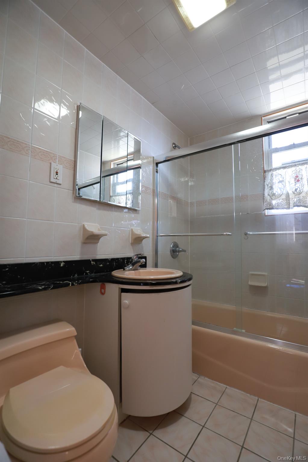 #11 photo, 50-36 190th Street, クイーンズ区 Fresh Meadows , NY 11365