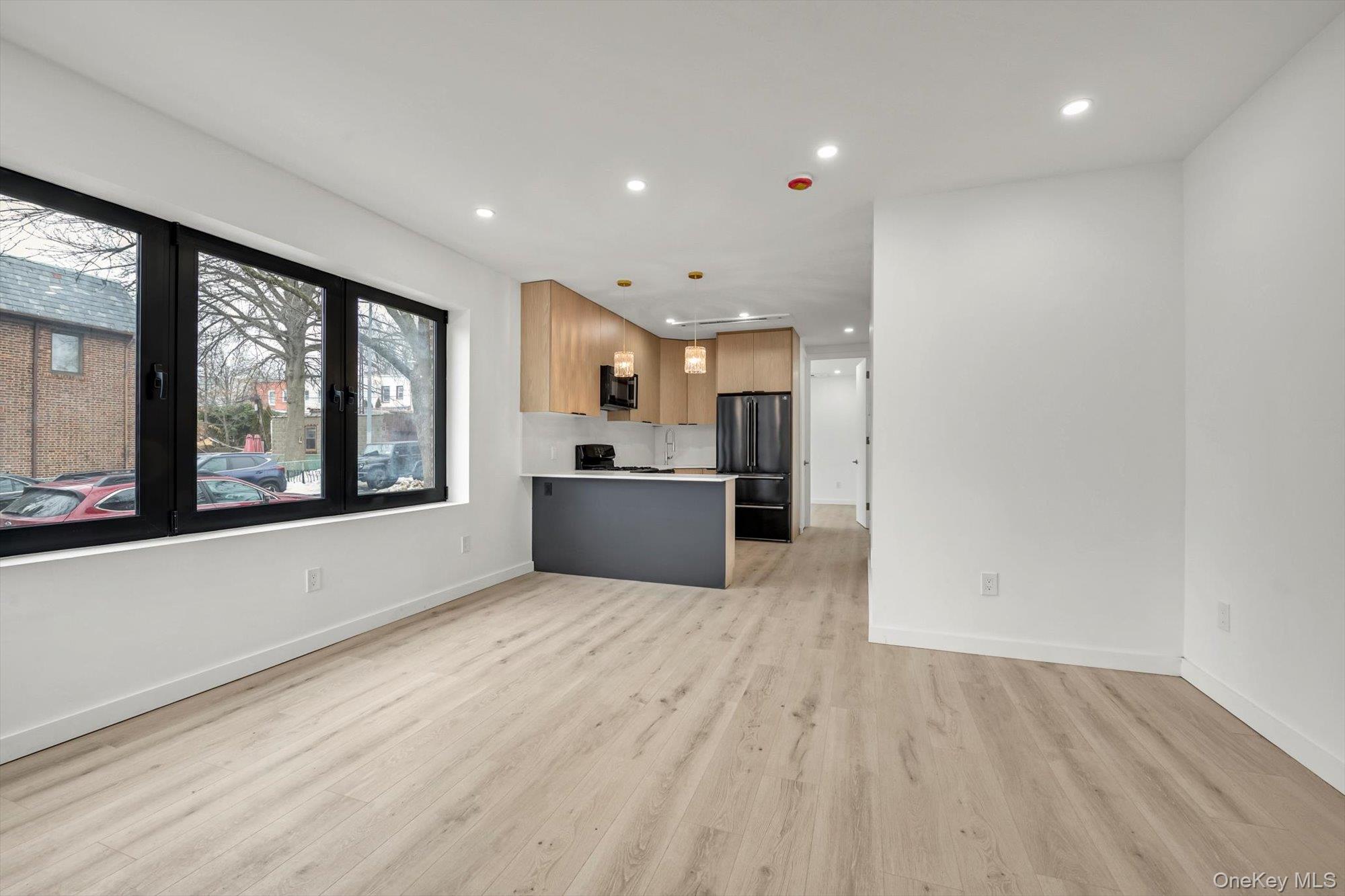 #4 photo, 85-45 67th Road, Rego Park , NY 11374