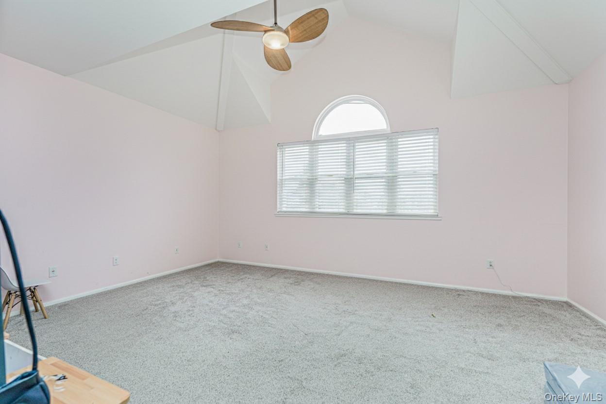 #14 photo, 49 Llewellyn Place, Staten Island , NY 10310