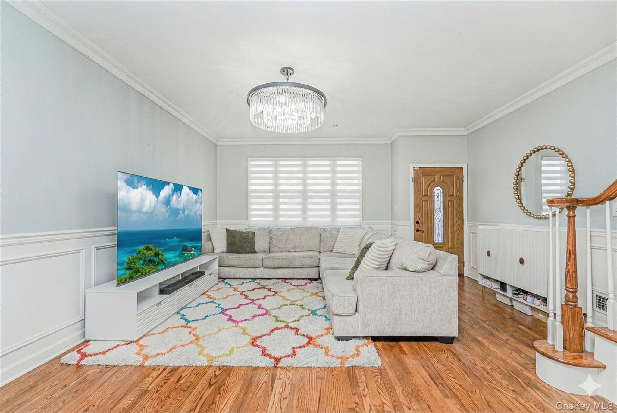 #3 photo, 49 Llewellyn Place, Staten Island , NY 10310