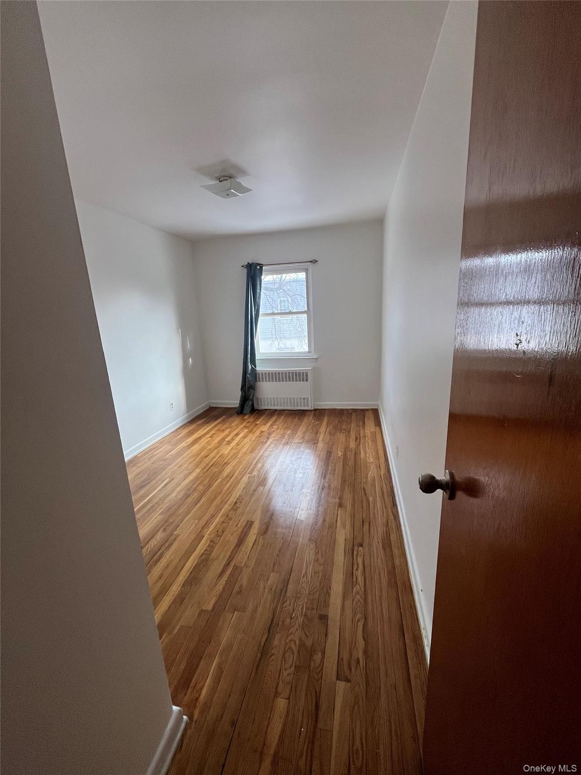 #5 photo, 8539 75th Street, קווינס Woodhaven , NY 11421