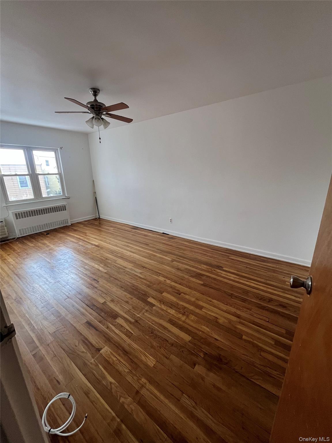 #6 photo, 8539 75th Street, קווינס Woodhaven , NY 11421