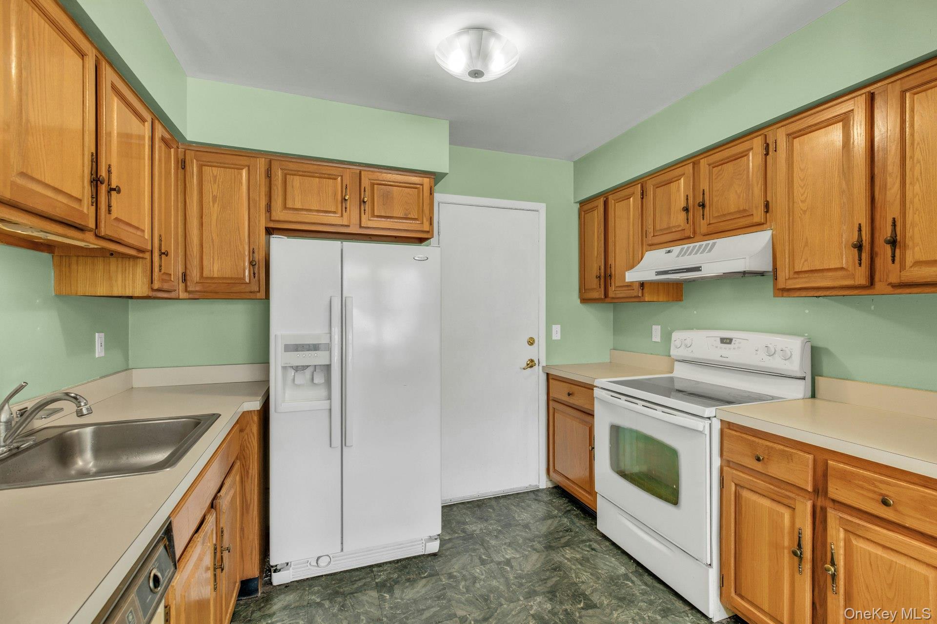 #20 photo, 71 Revere Drive, Sayville , NY 11782