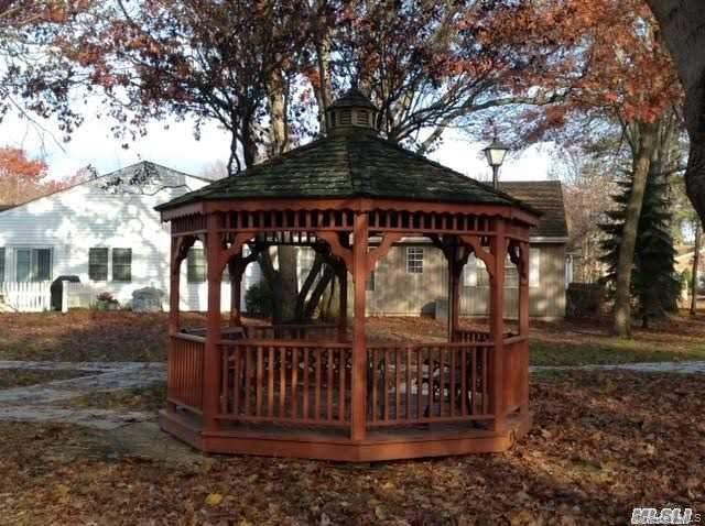 #3 photo, 71 Revere Drive, سوفولك Sayville , NY 11782