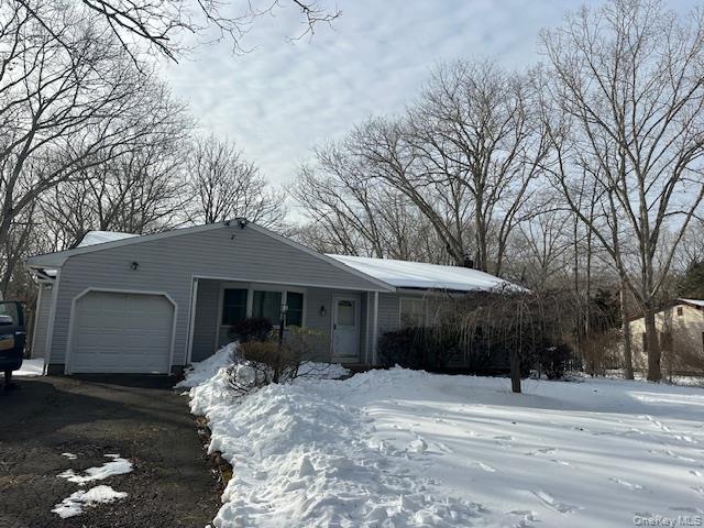 #1 photo, 212 Helme Avenue, سوفولك Miller Place , NY 11764