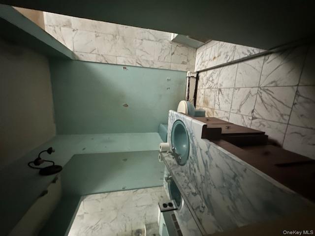 #10 photo, 212 Helme Avenue, سوفولك Miller Place , NY 11764