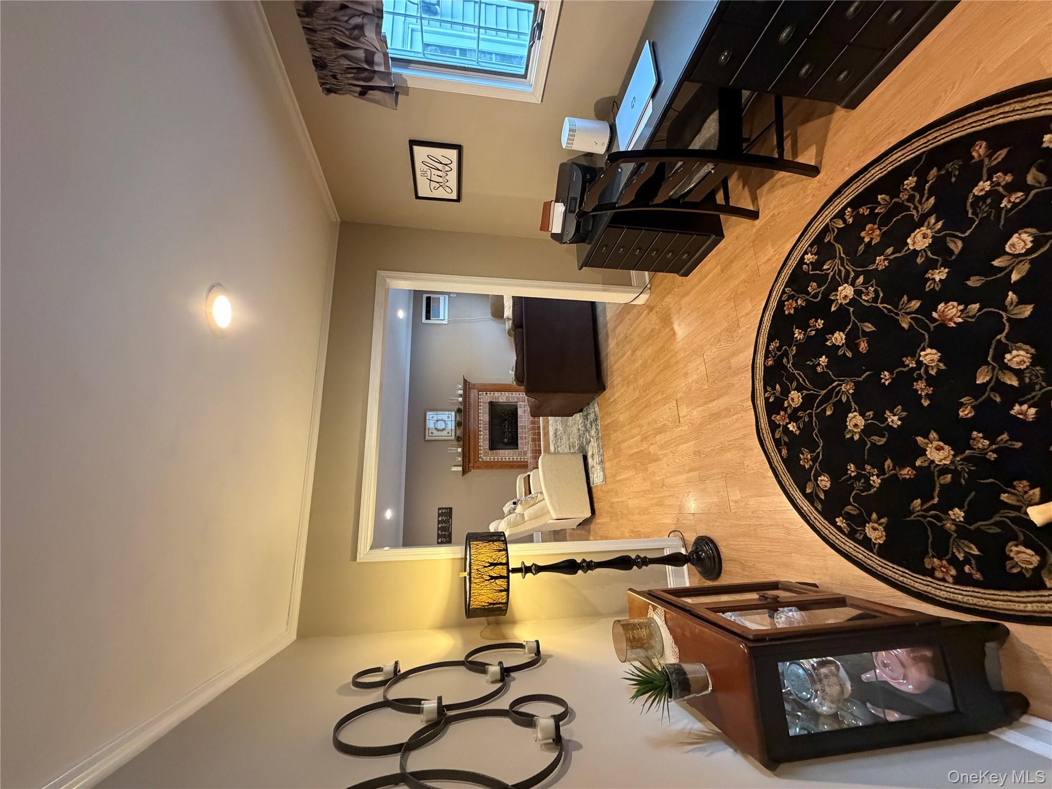 #12 photo, 22 Jersey Street, سوفولك Deer Park , NY 11729