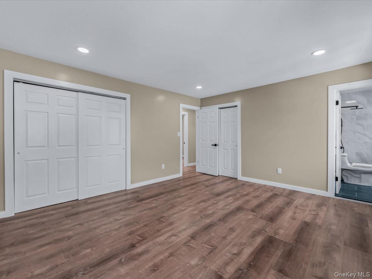 #14 photo, 401 Dover Street, 長島 Westbury , NY 11590