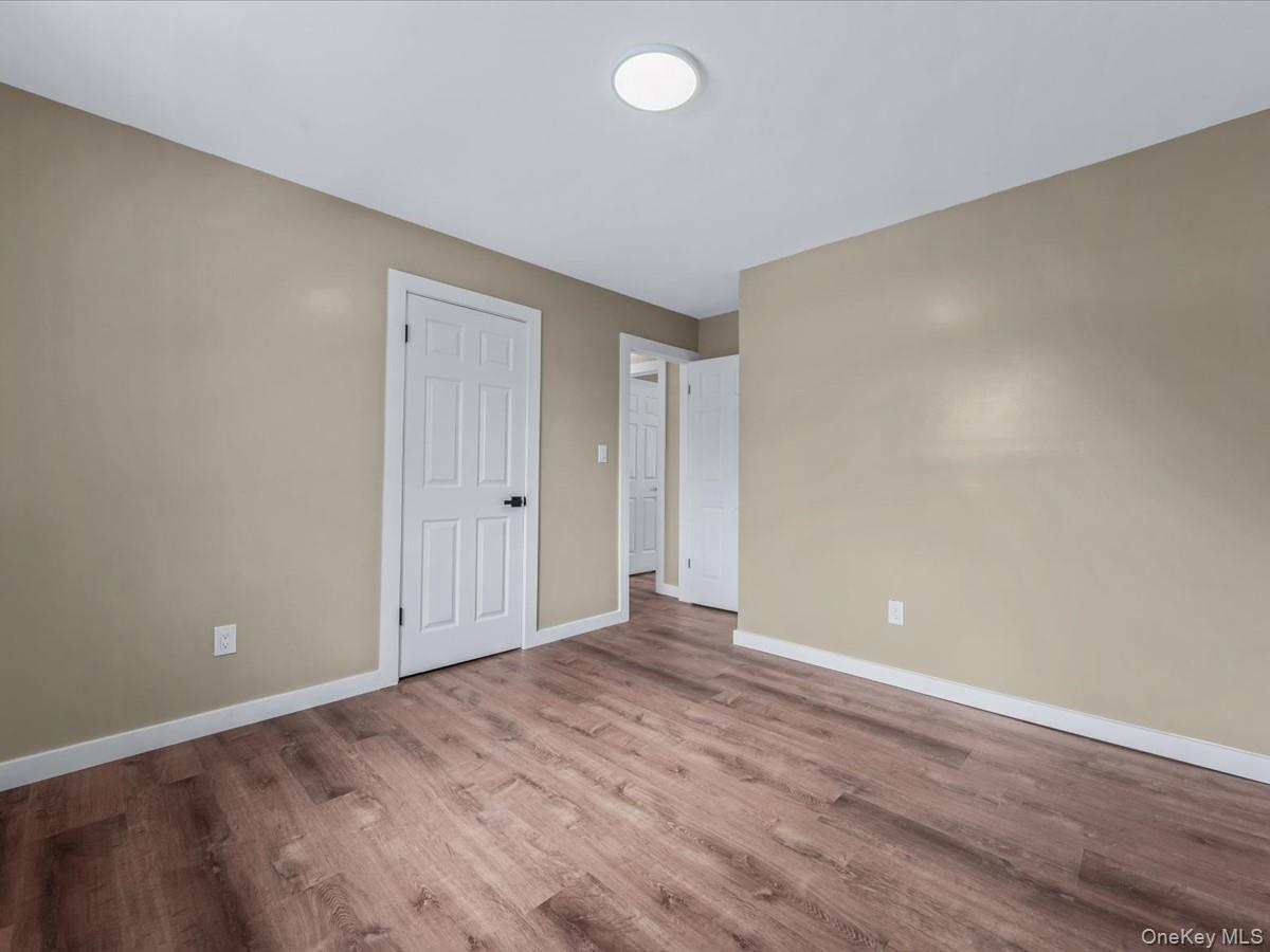 #17 photo, 401 Dover Street, 長島 Westbury , NY 11590