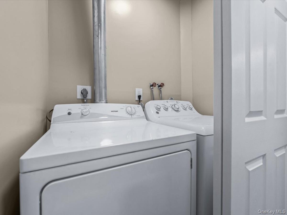 #20 photo, 401 Dover Street, 長島 Westbury , NY 11590