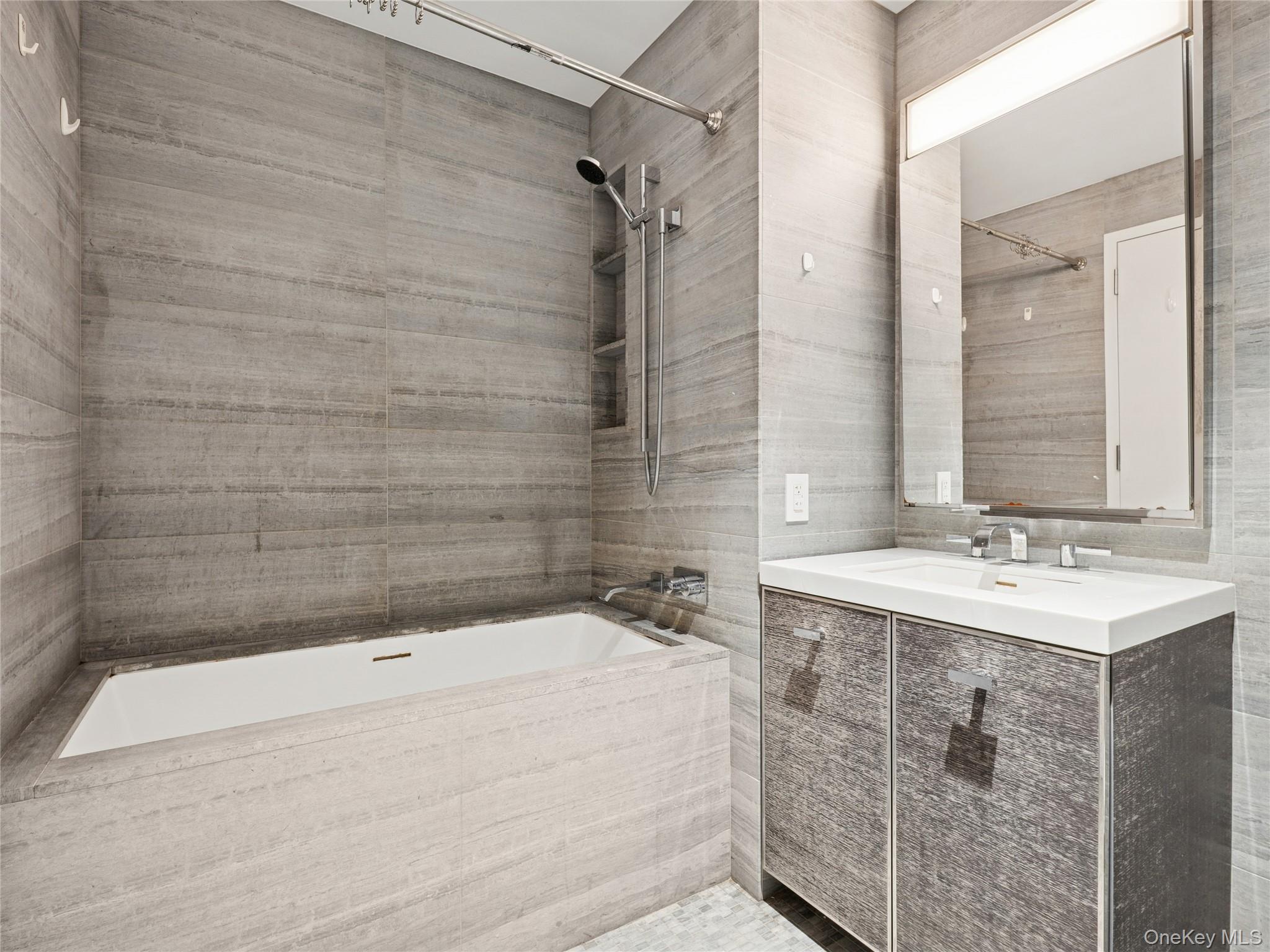 #15 photo, 252 south st, 맨해튼 New York (Manhattan) , NY 10002