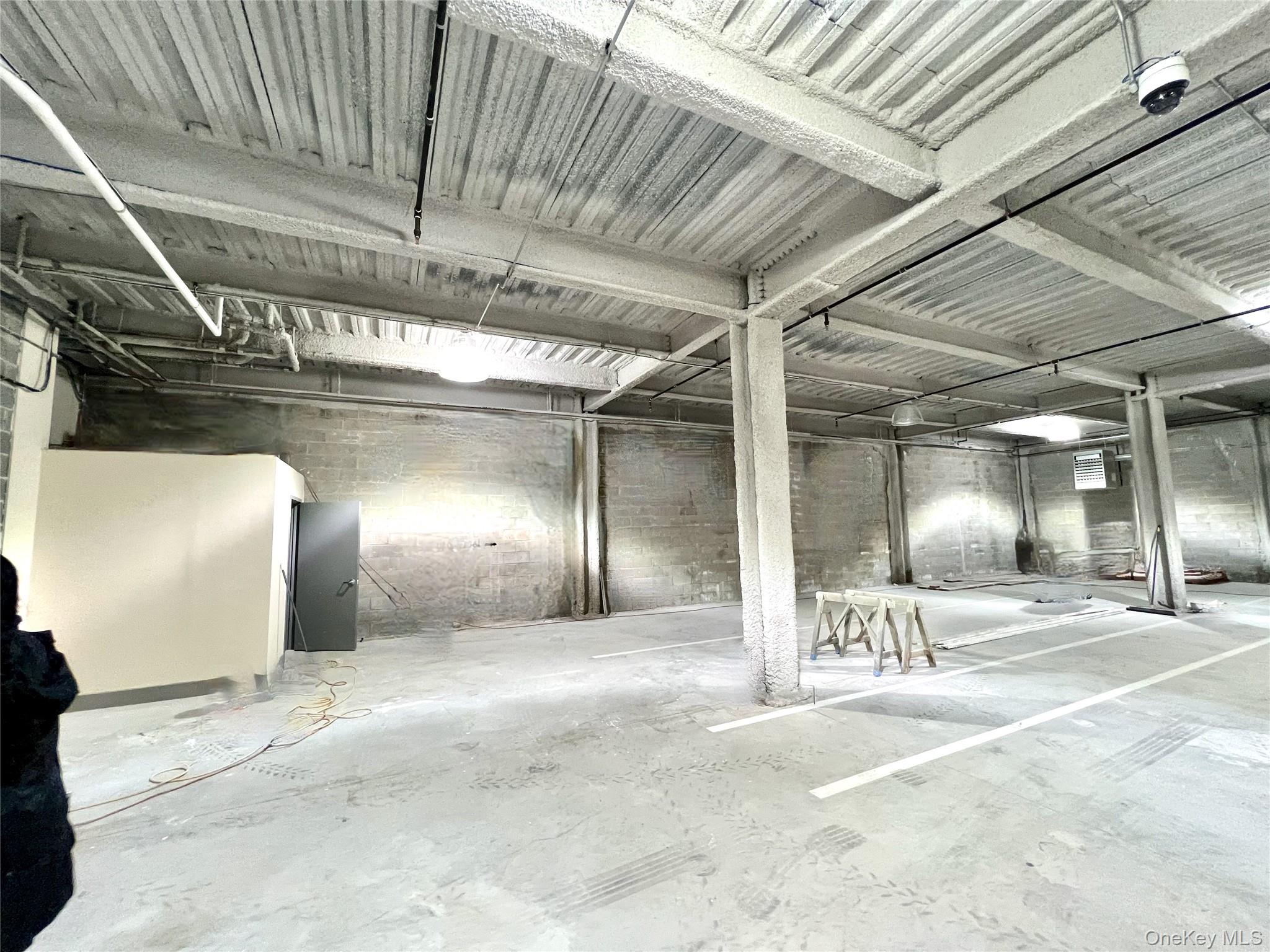 #15 photo, 1957 49th Street, Куинс ‖ Astoria , NY 11105