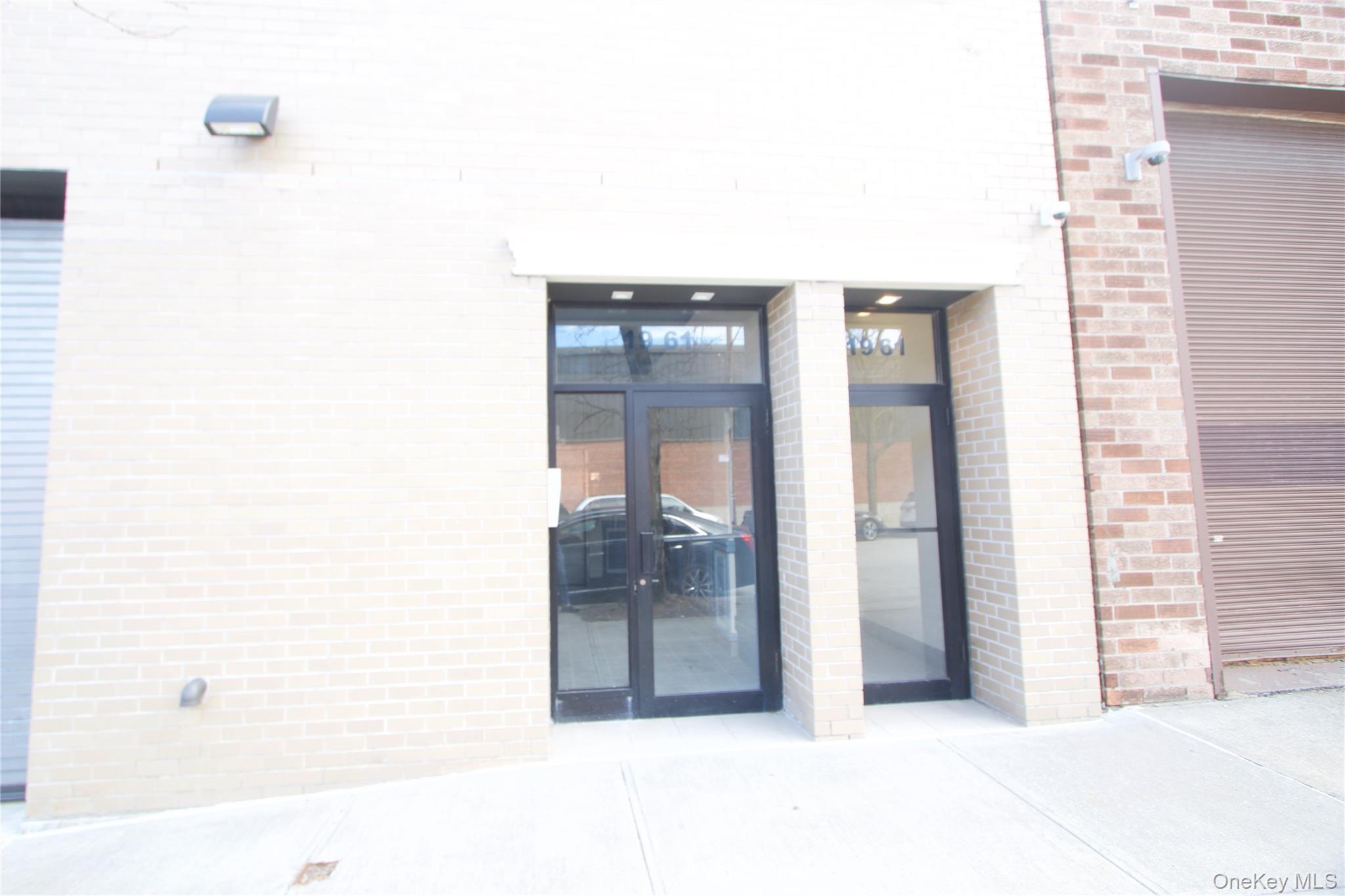 #3 photo, 1957 49th Street, Куинс ‖ Astoria , NY 11105