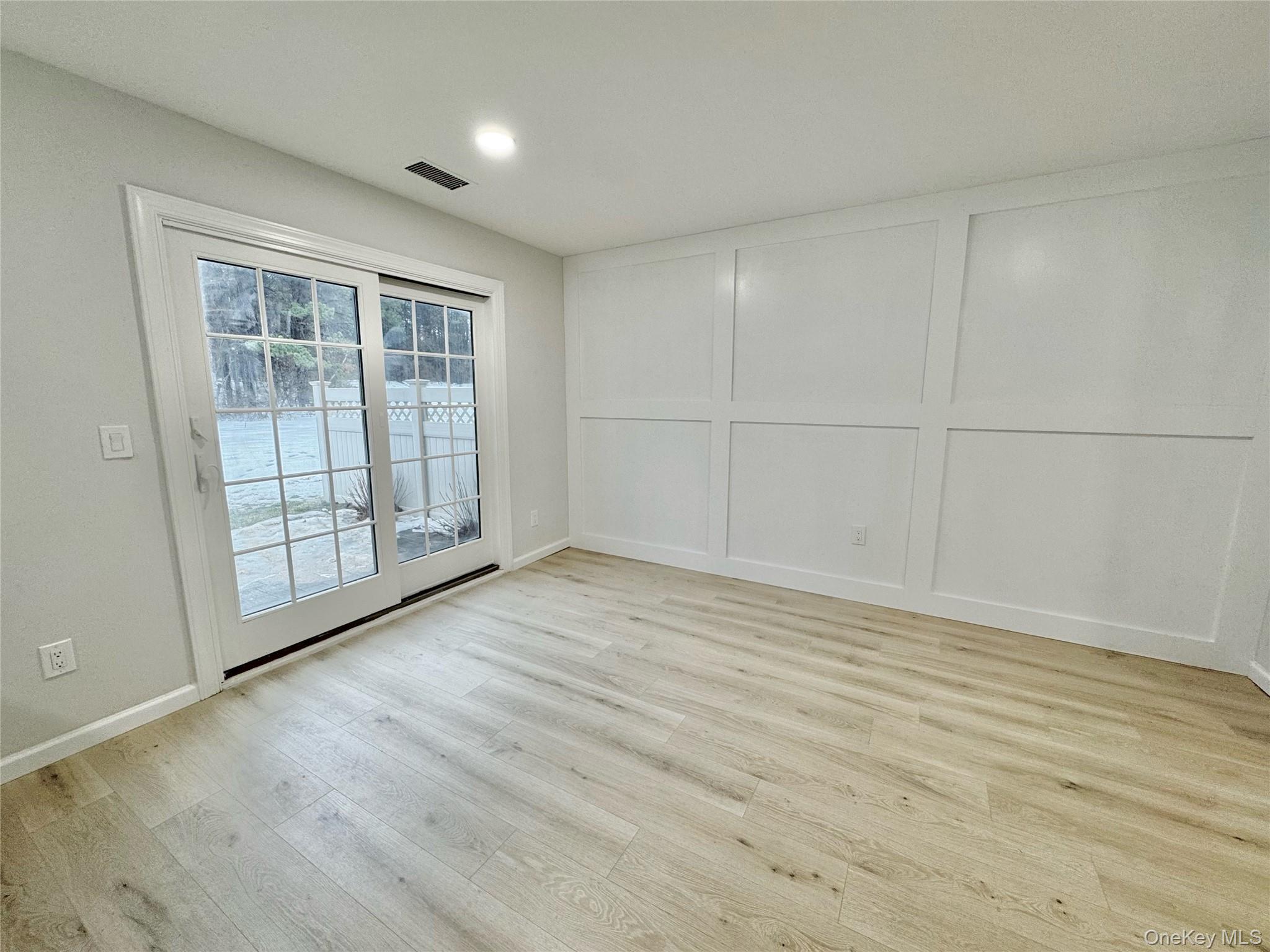 #10 photo, 46 Blue Point Road, Holtsville , NY 11742