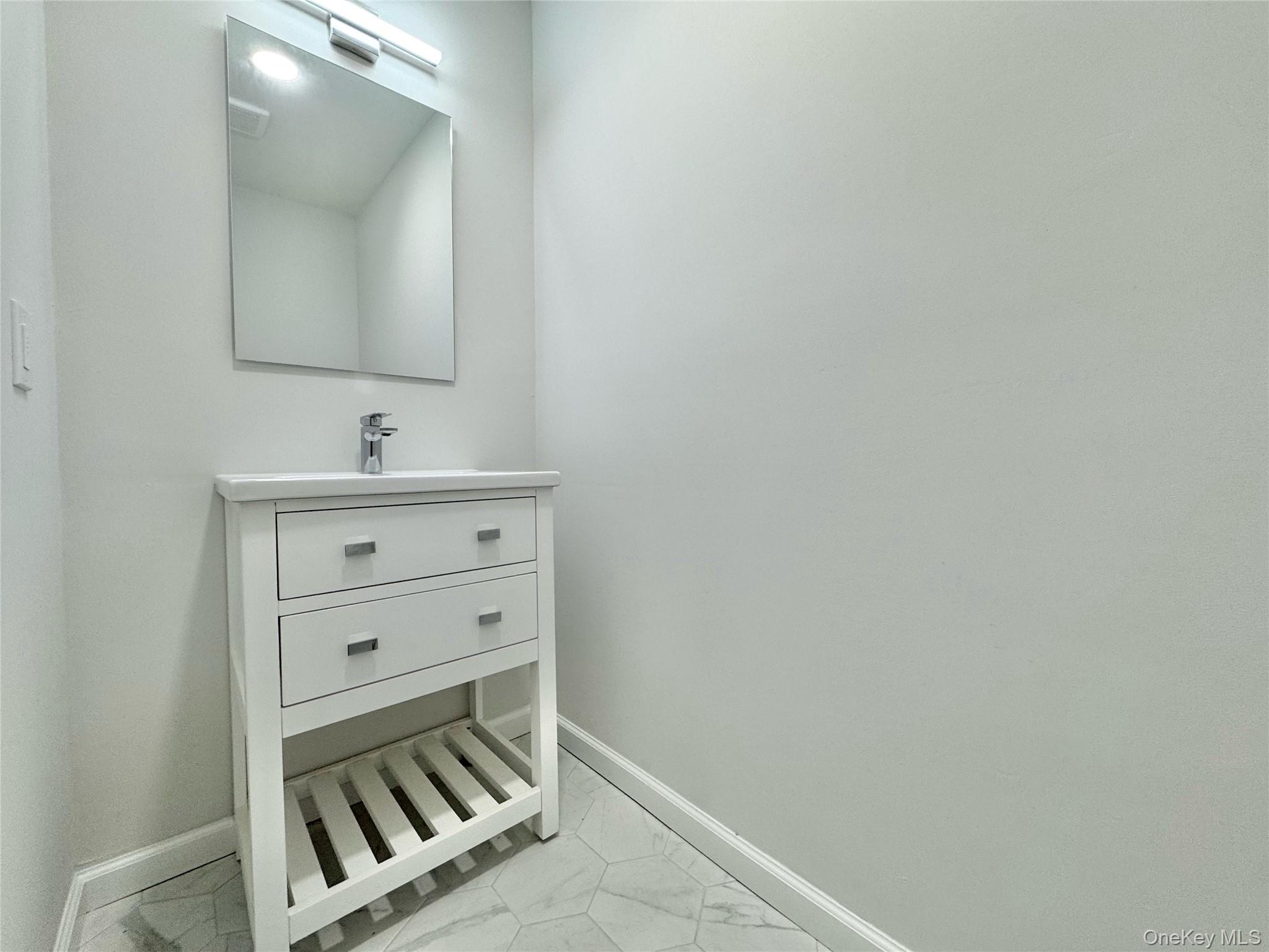 #11 photo, 46 Blue Point Road, Holtsville , NY 11742