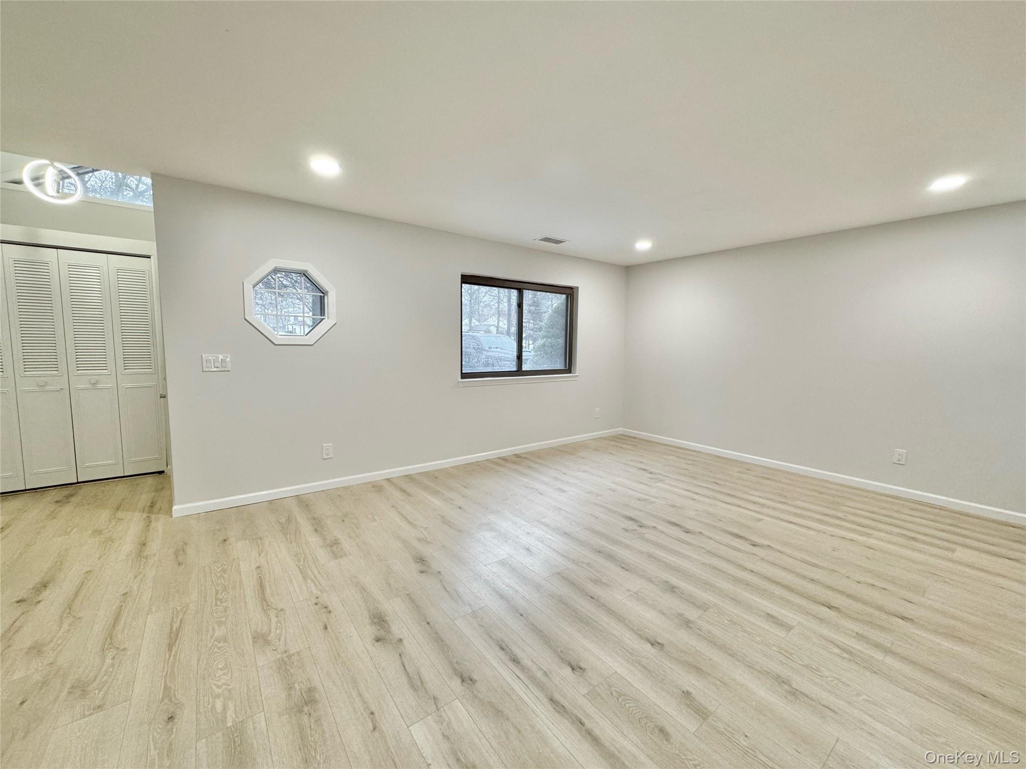 #12 photo, 46 Blue Point Road, Holtsville , NY 11742