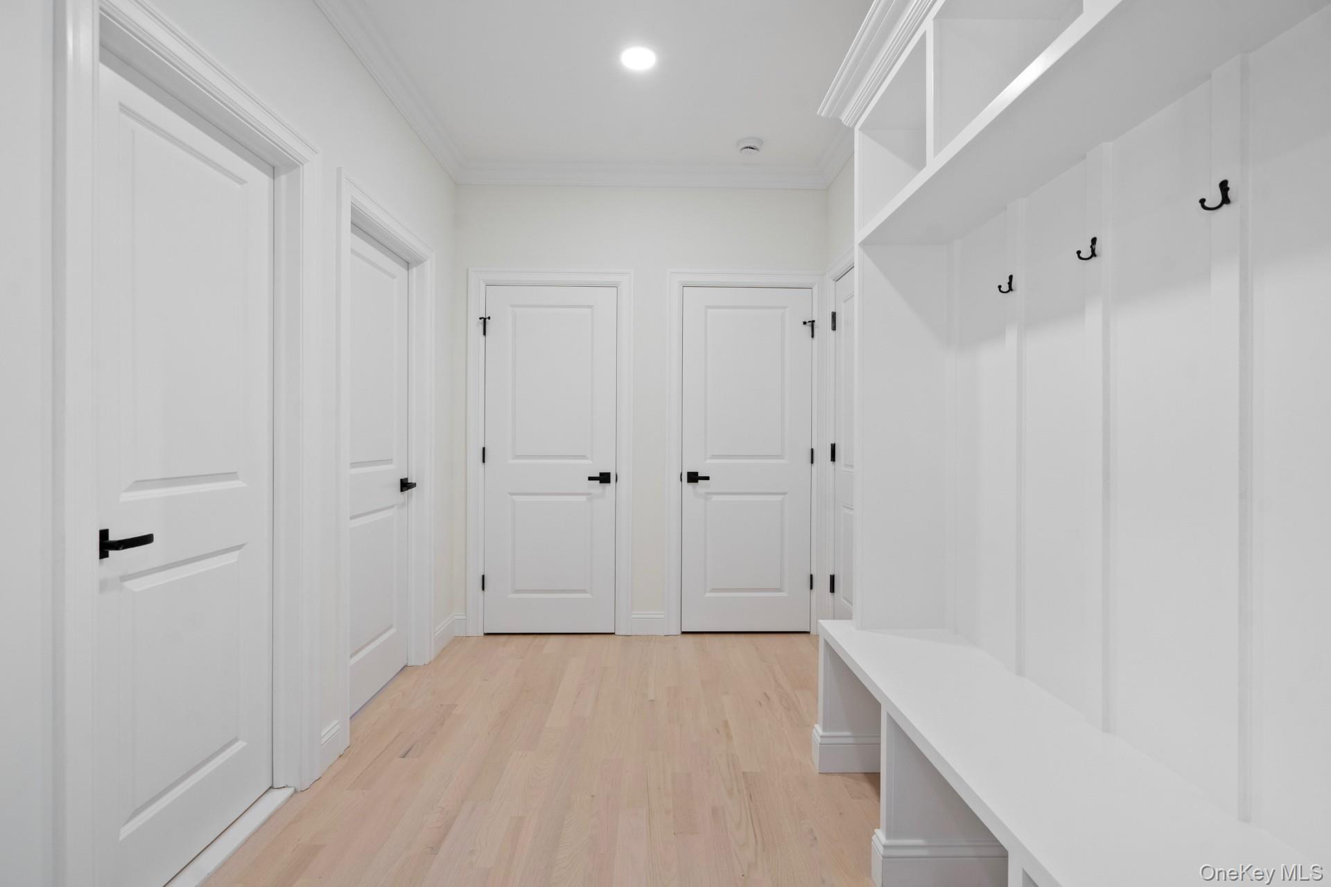 #9 photo, 7 Otsego Place, Jericho , NY 11753