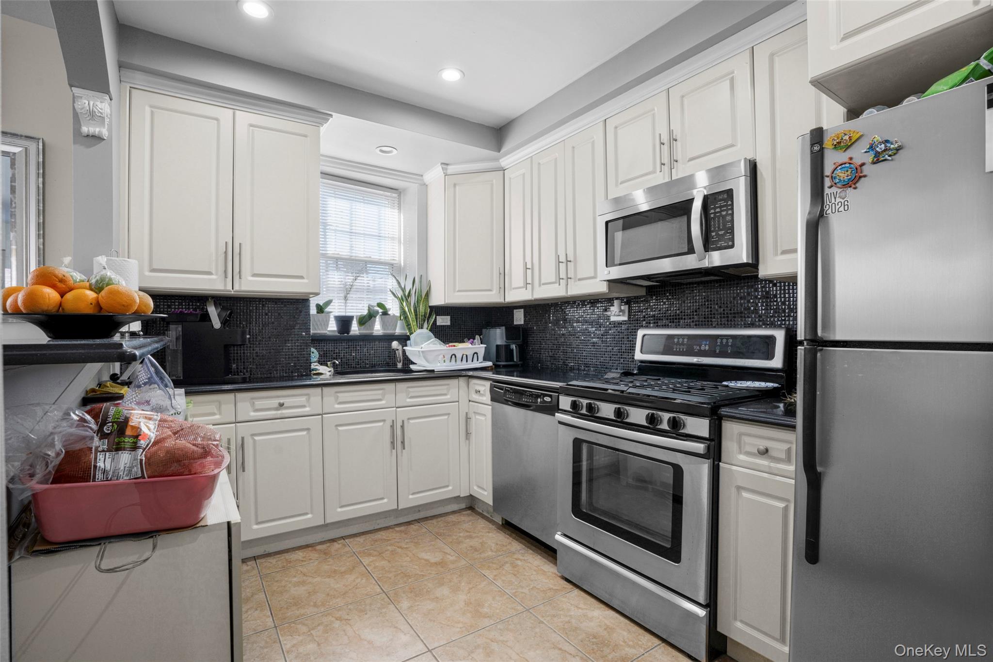 #15 photo, 2932 Baisley Avenue, ब्रोंक्स Bronx , NY 10461