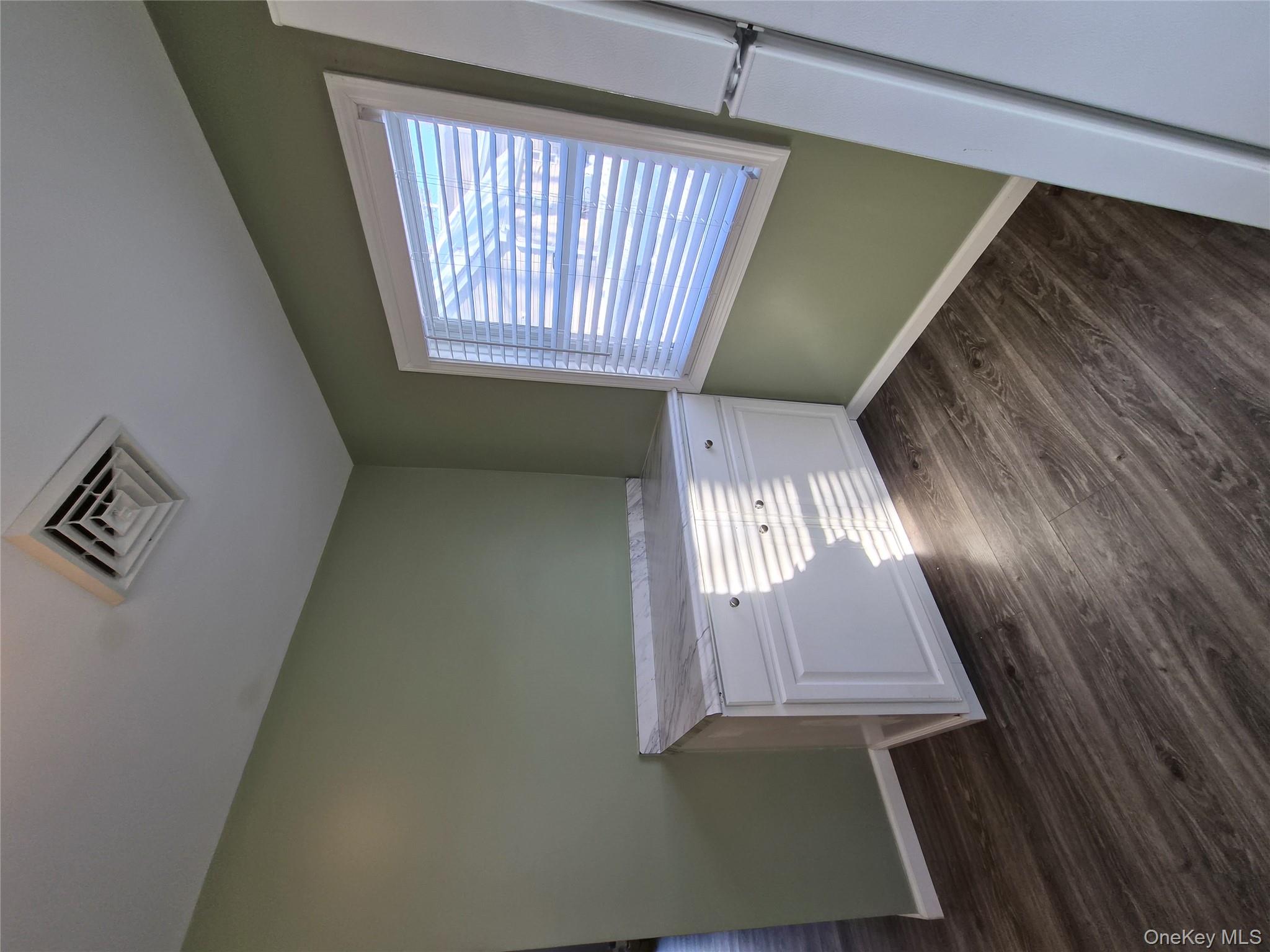 #8 photo, 1614 Route 9G, Hyde Park , NY 12538