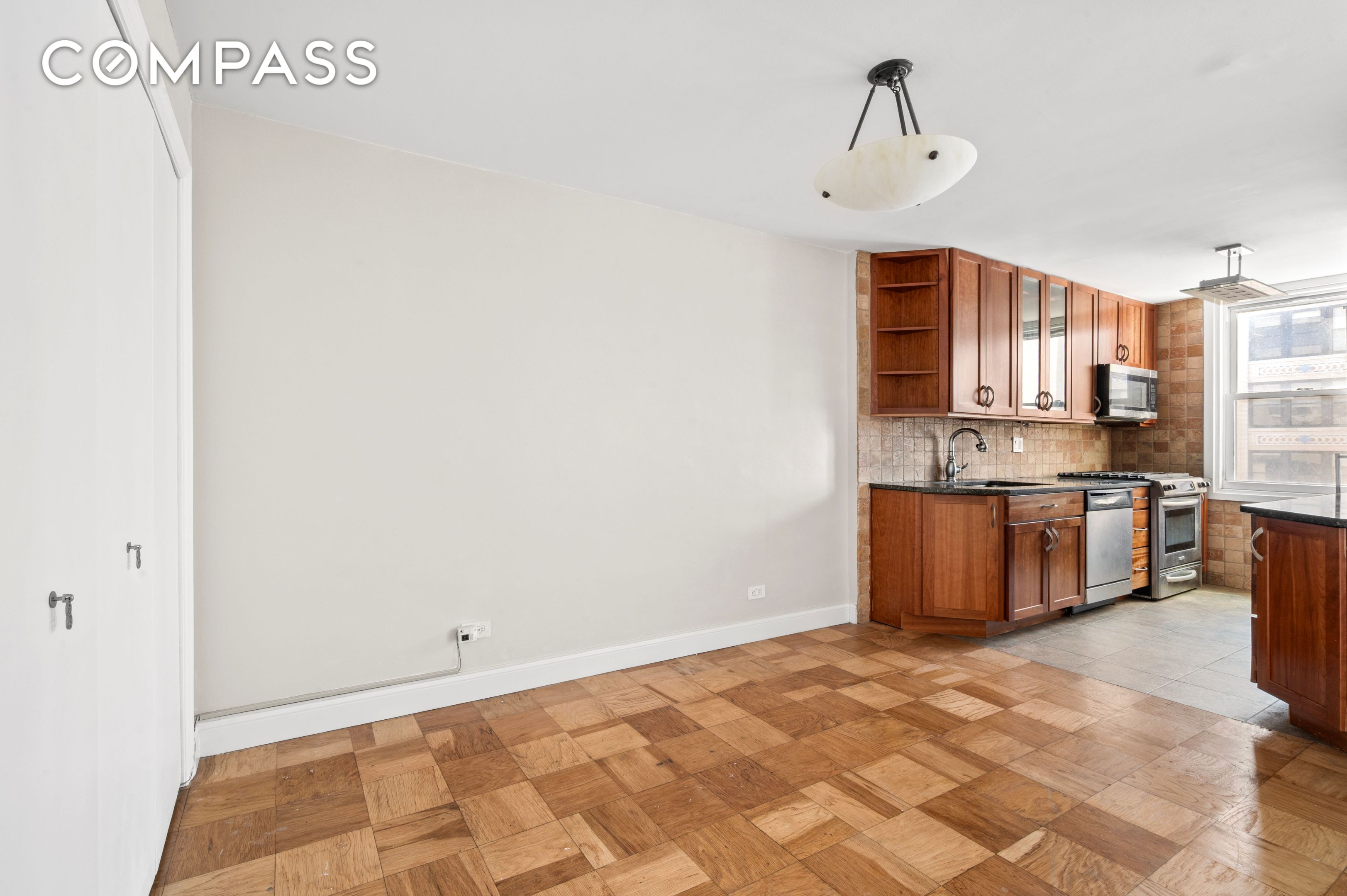 #5 photo, 77 7th Avenue, 曼哈頓 Chelsea , NY 10011