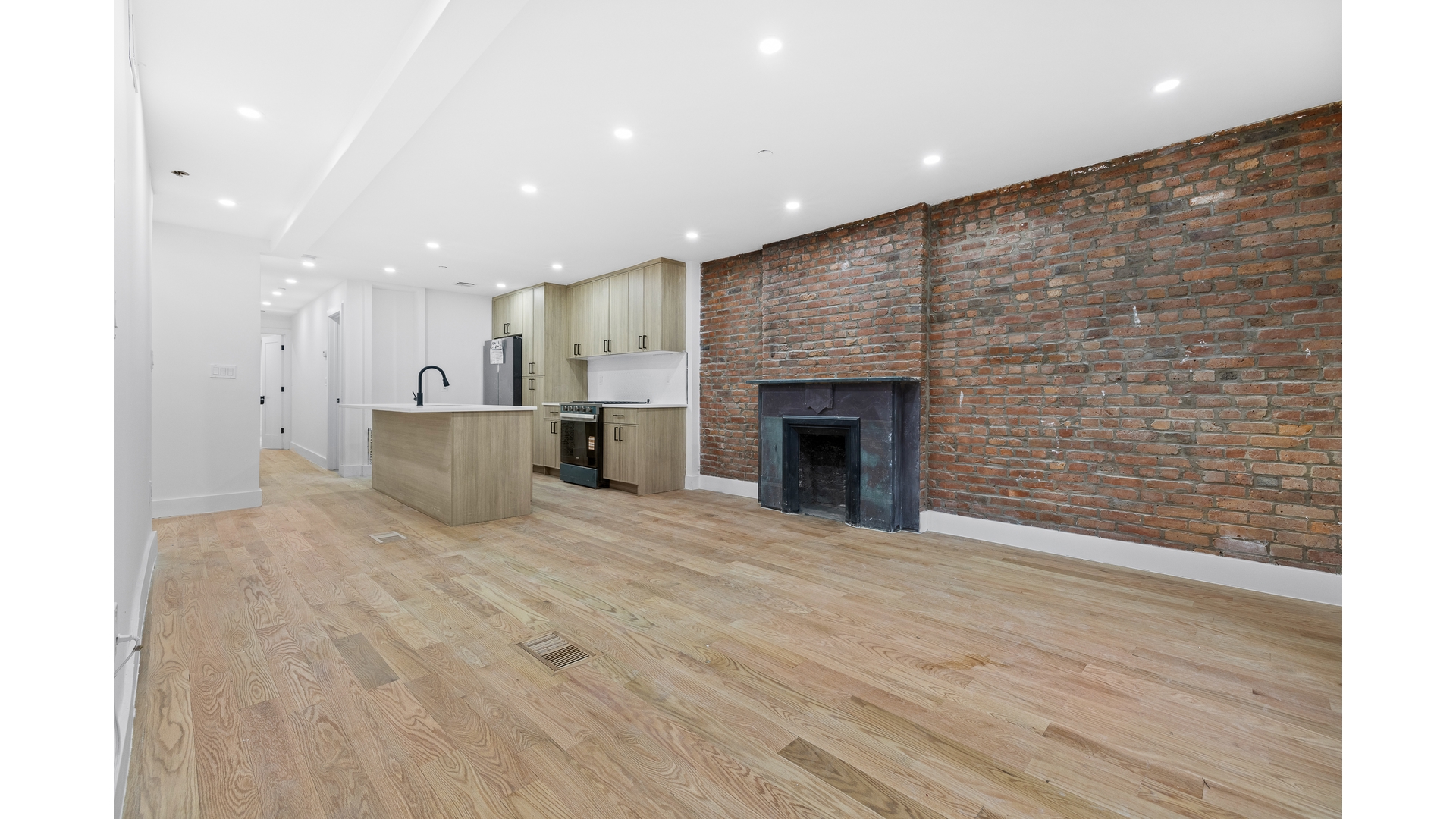 #1 photo, 631 ST MARKS Avenue, Crown Heights , NY 11216