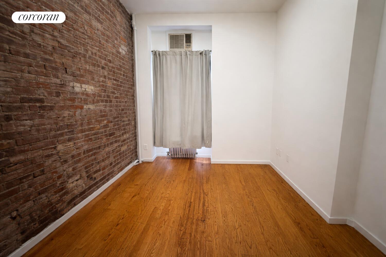 #5 photo, New York City, Hell's Kitchen , NY 10019