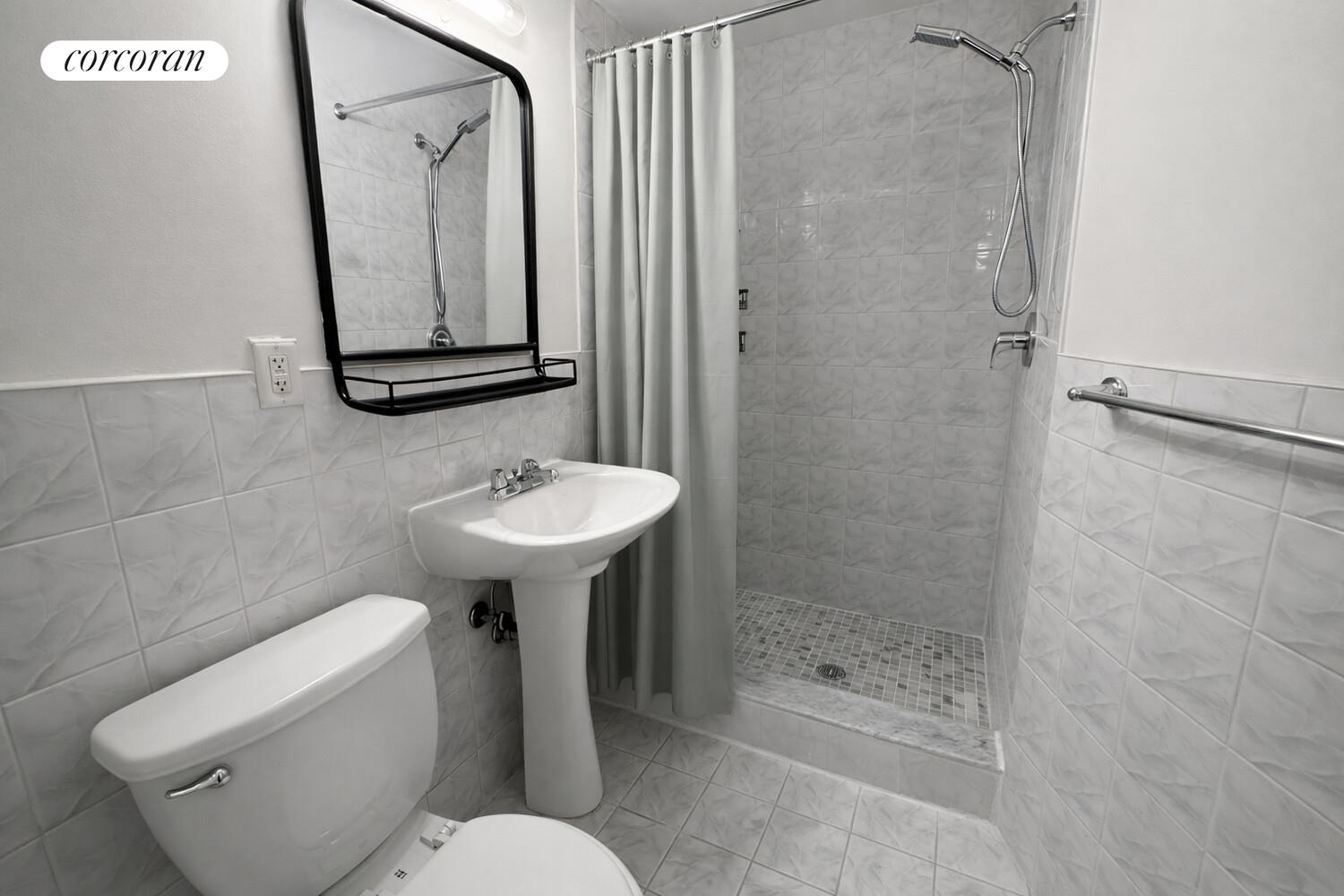 #7 photo, New York City, Hell's Kitchen , NY 10019