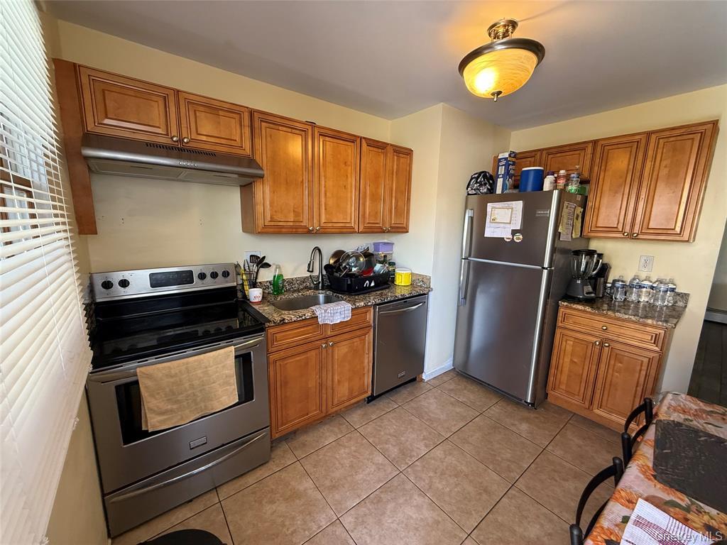 #5 photo, 56 Brushwood Drive, Shirley , NY 11967