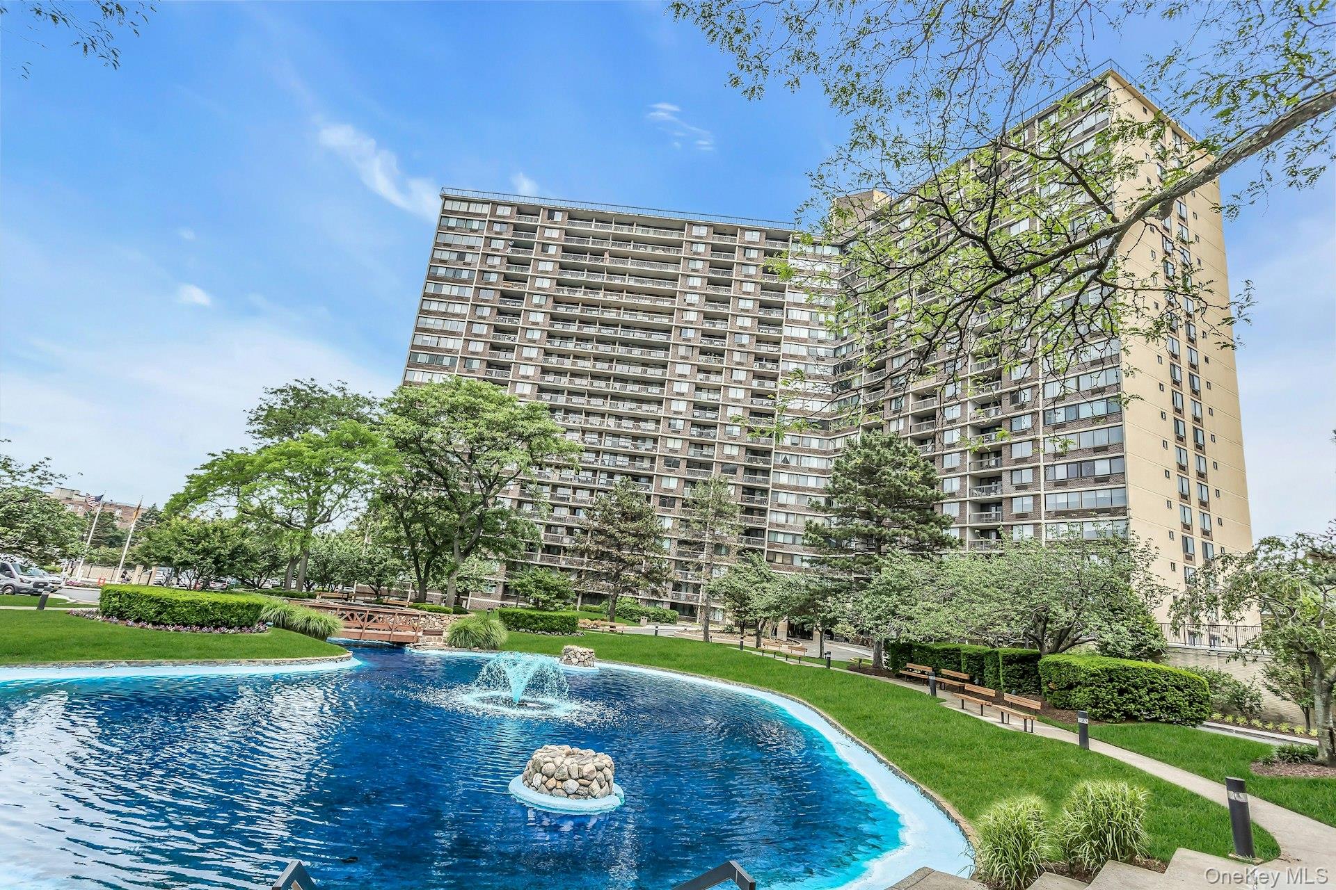 #1 photo, 2 Bay Club, Bayside , NY 11360