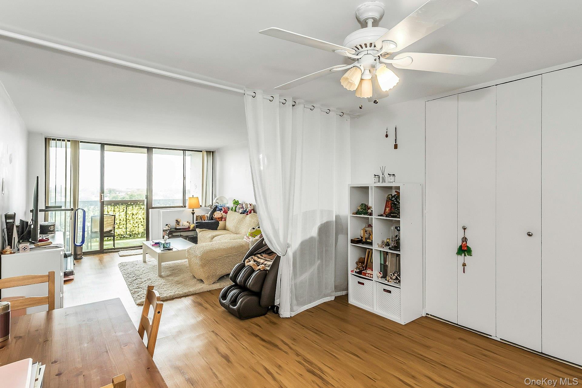 #11 photo, 2 Bay Club, Bayside , NY 11360