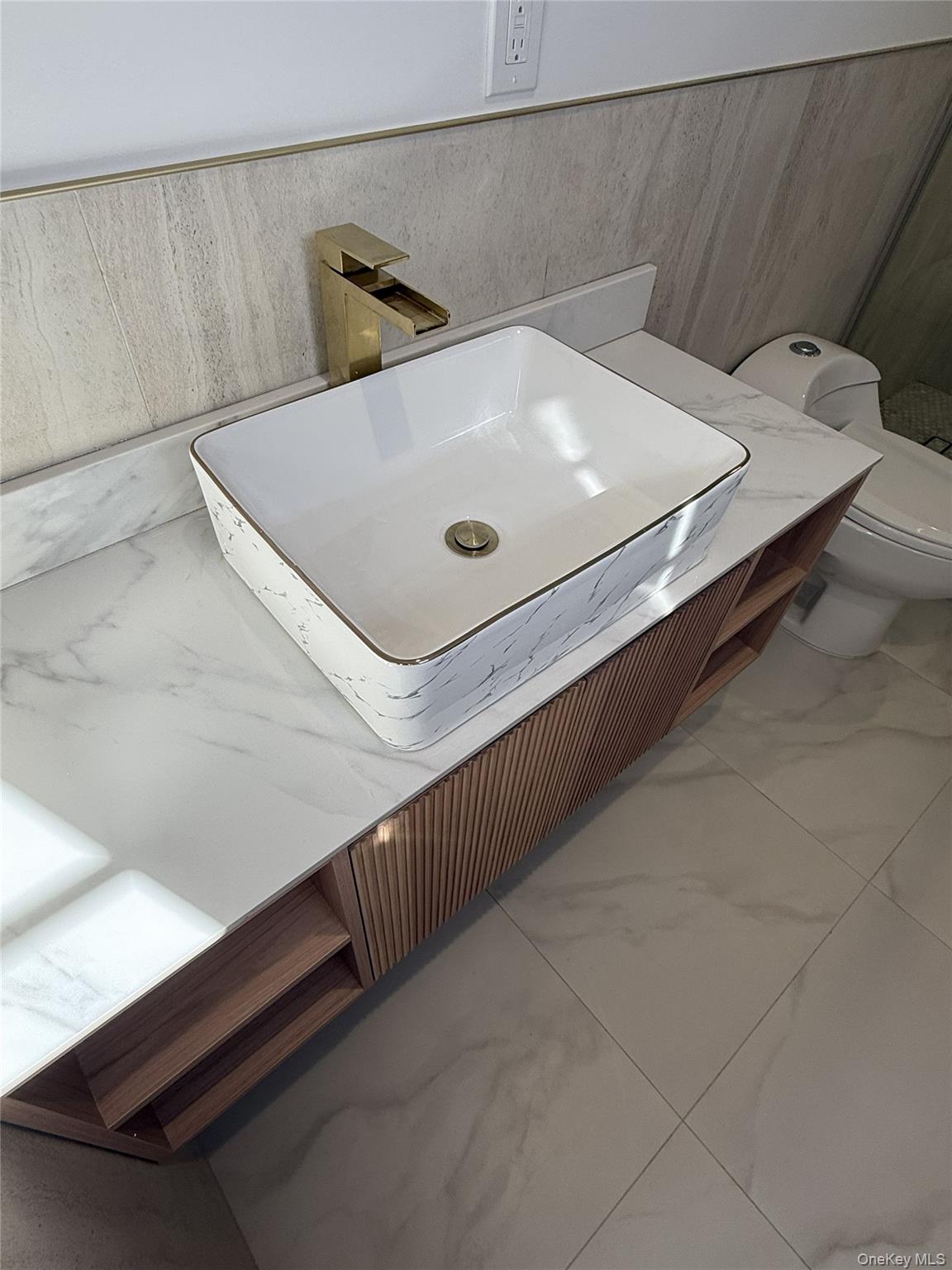 #11 photo, 2661 Hyacinth Street, নাসাউ কাউন্টি Westbury , NY 11590