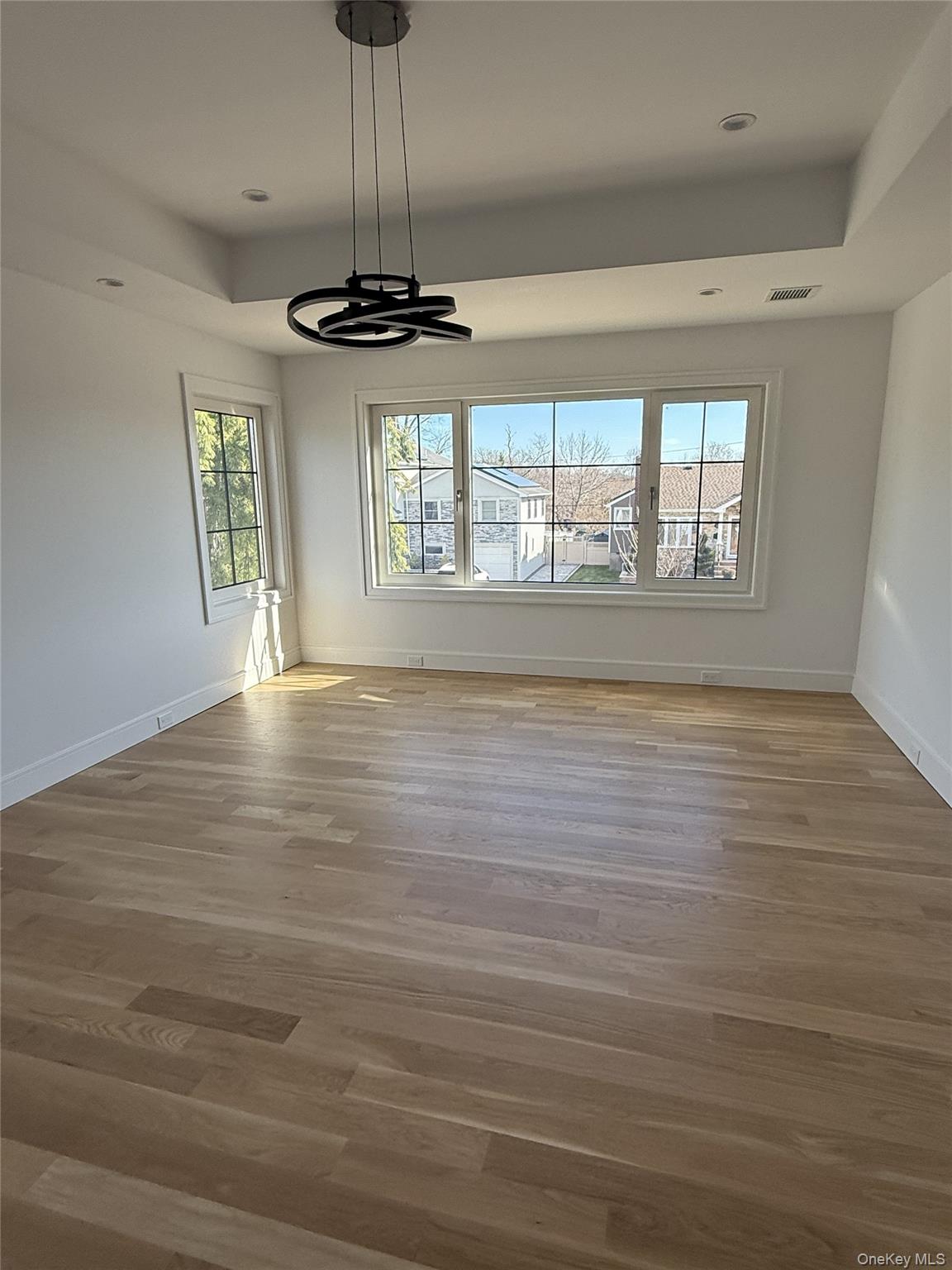 #14 photo, 2661 Hyacinth Street, নাসাউ কাউন্টি Westbury , NY 11590