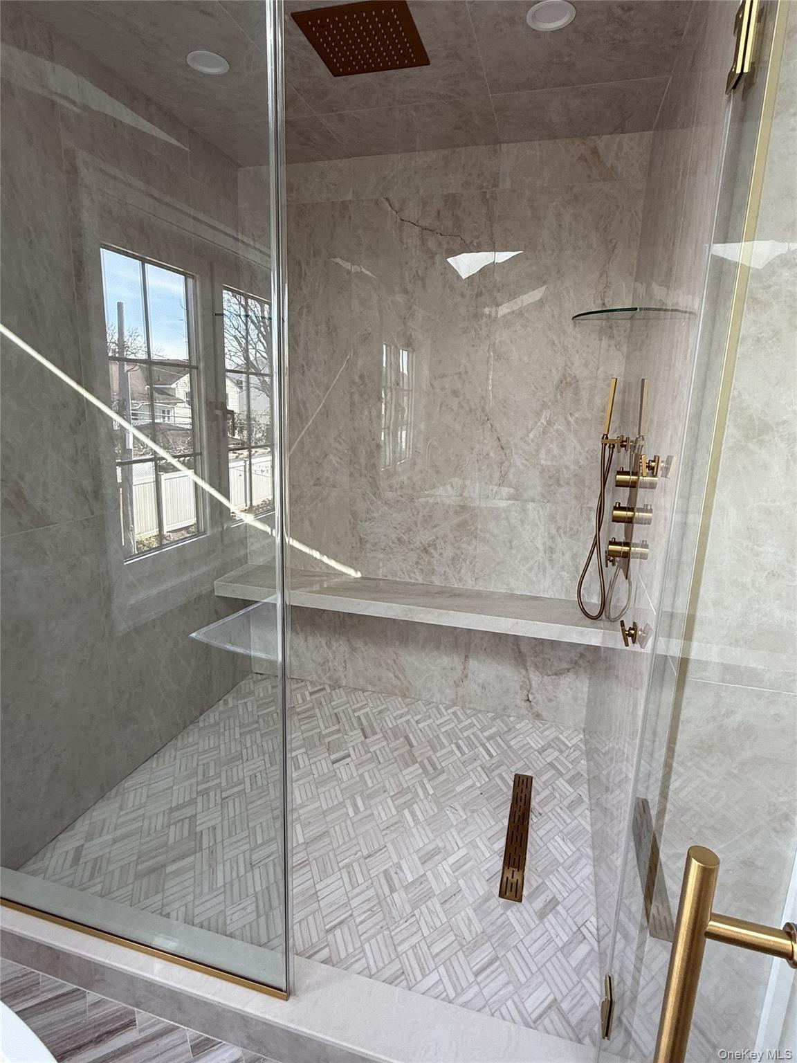 #16 photo, 2661 Hyacinth Street, নাসাউ কাউন্টি Westbury , NY 11590