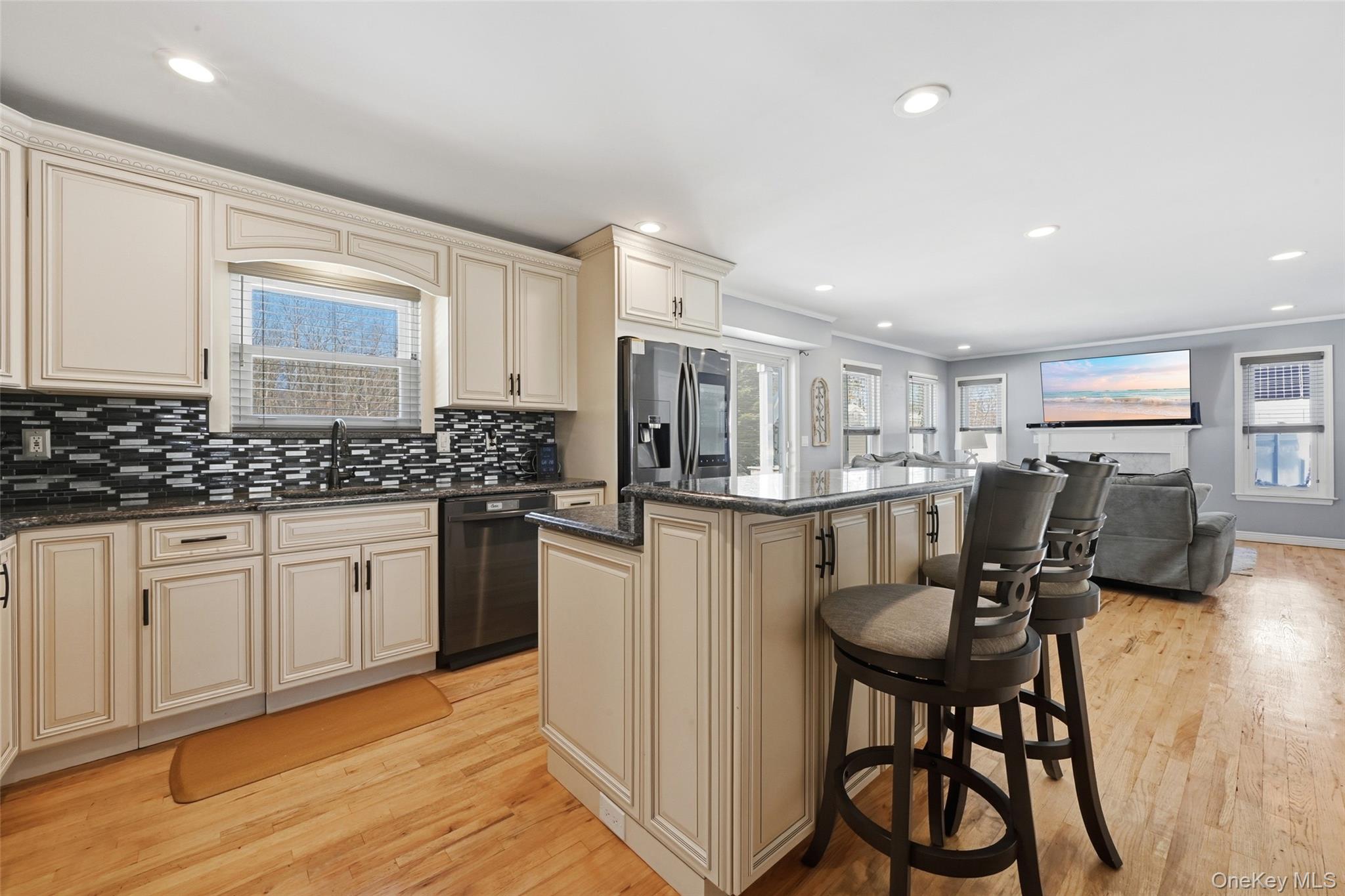 #7 photo, 106 Park Avenue, Miller Place , NY 11764