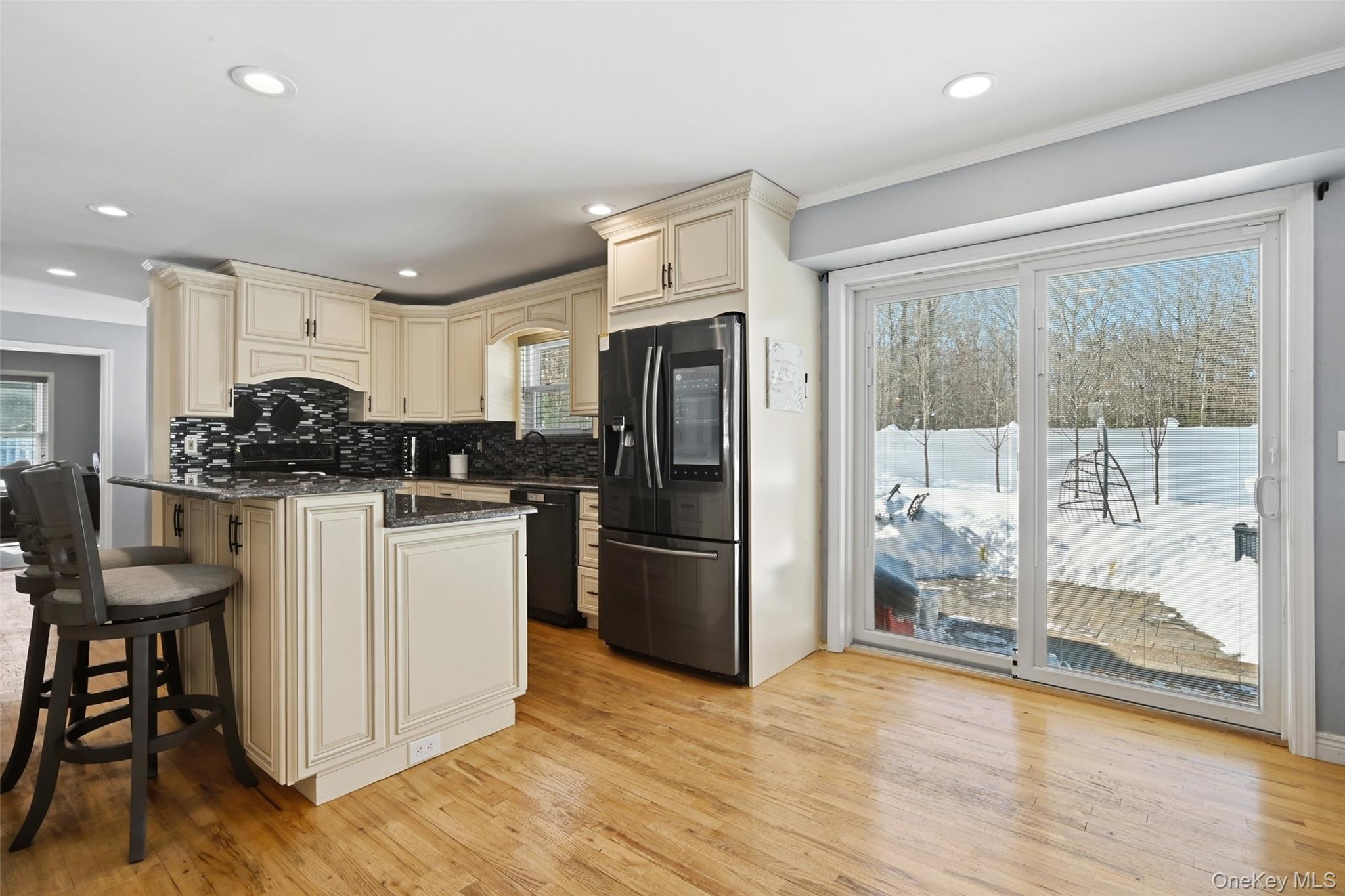 #8 photo, 106 Park Avenue, Miller Place , NY 11764