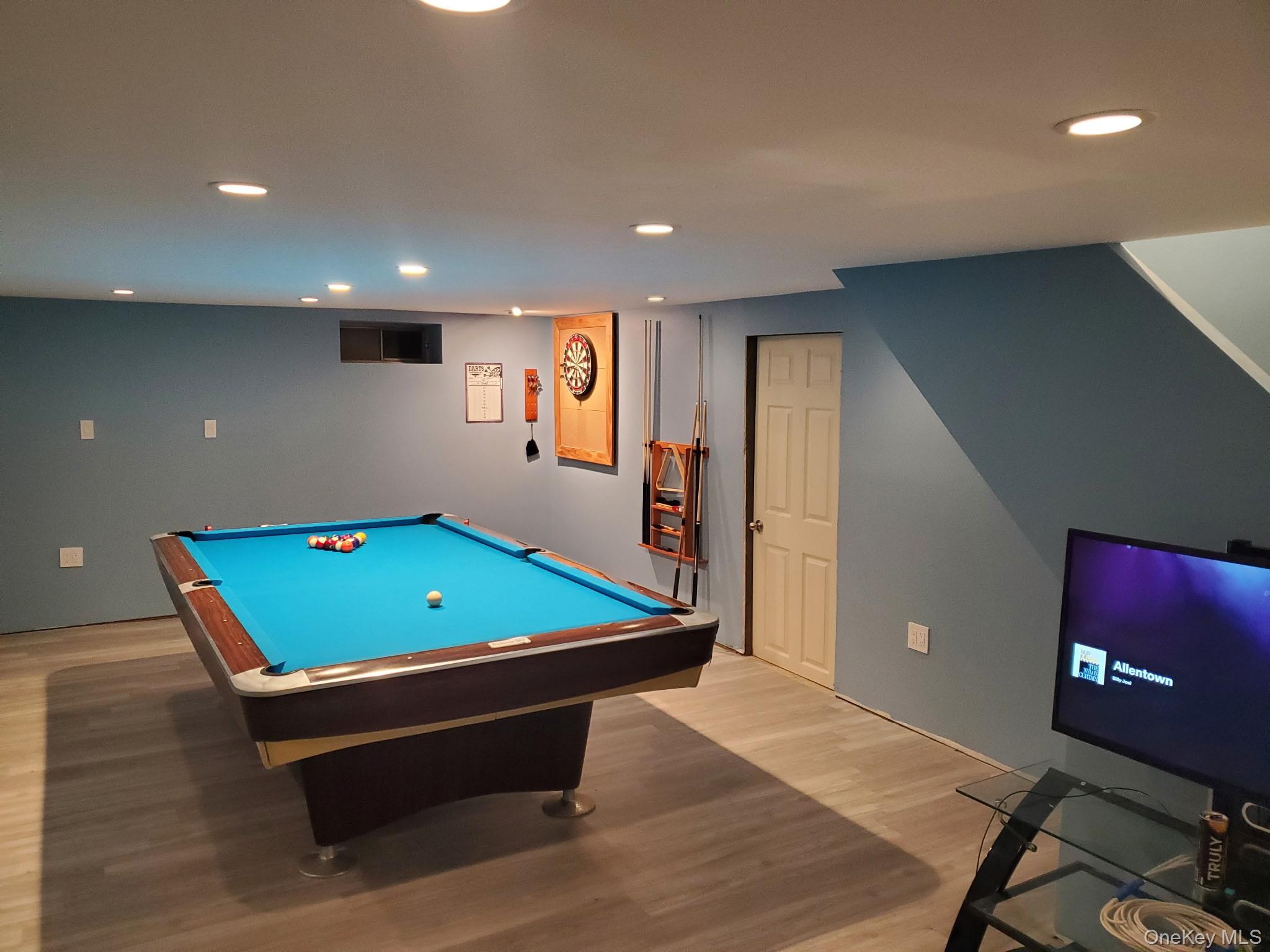 #15 photo, 49-54 166th Street, Fresh Meadows , NY 11365