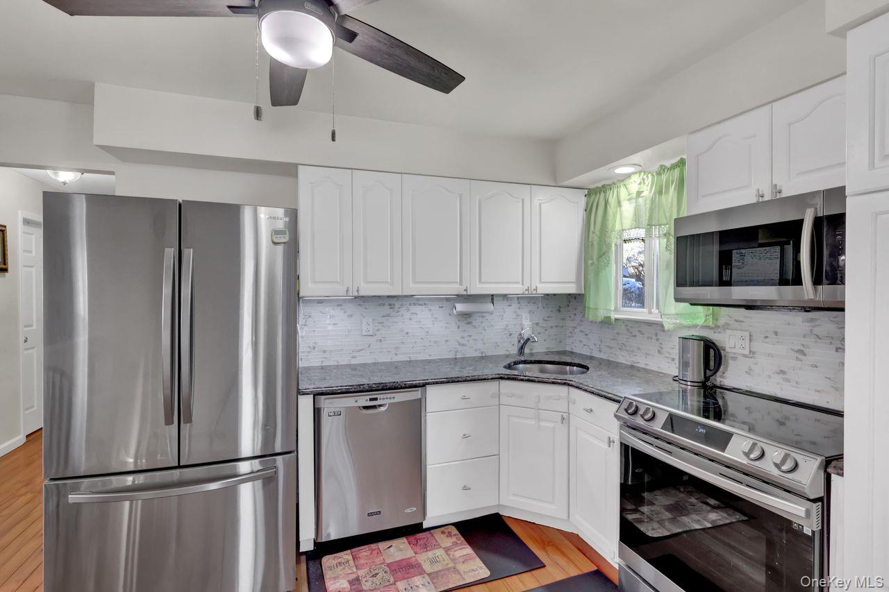 #6 photo, 1066 America Avenue, West Babylon , NY 11704