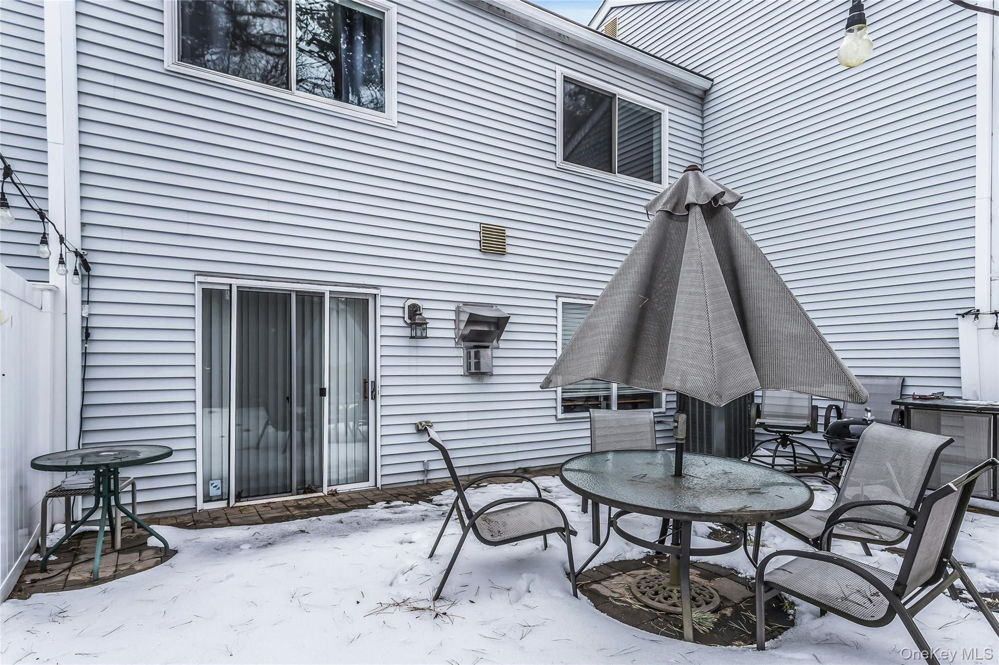 #18 photo, 47 Max Court, Islandia , NY 11749