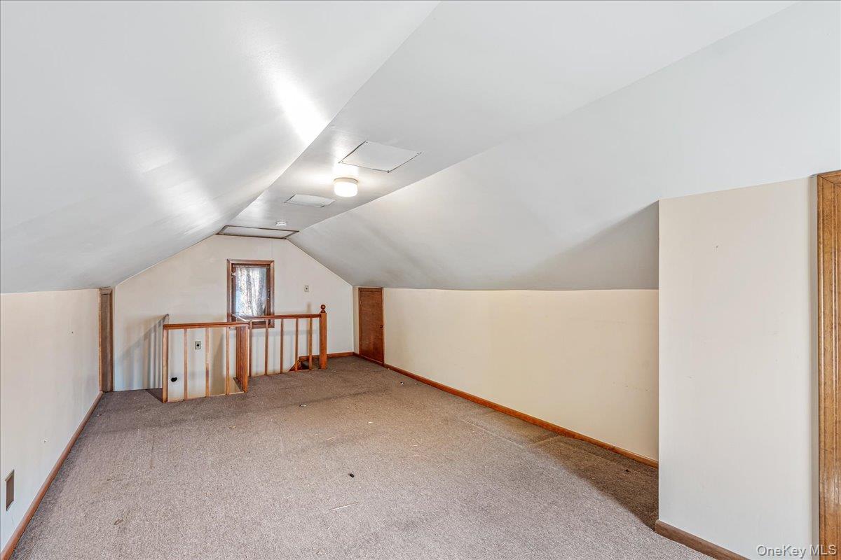 #19 photo, 1427 145th Place, كوينز Whitestone , NY 11357